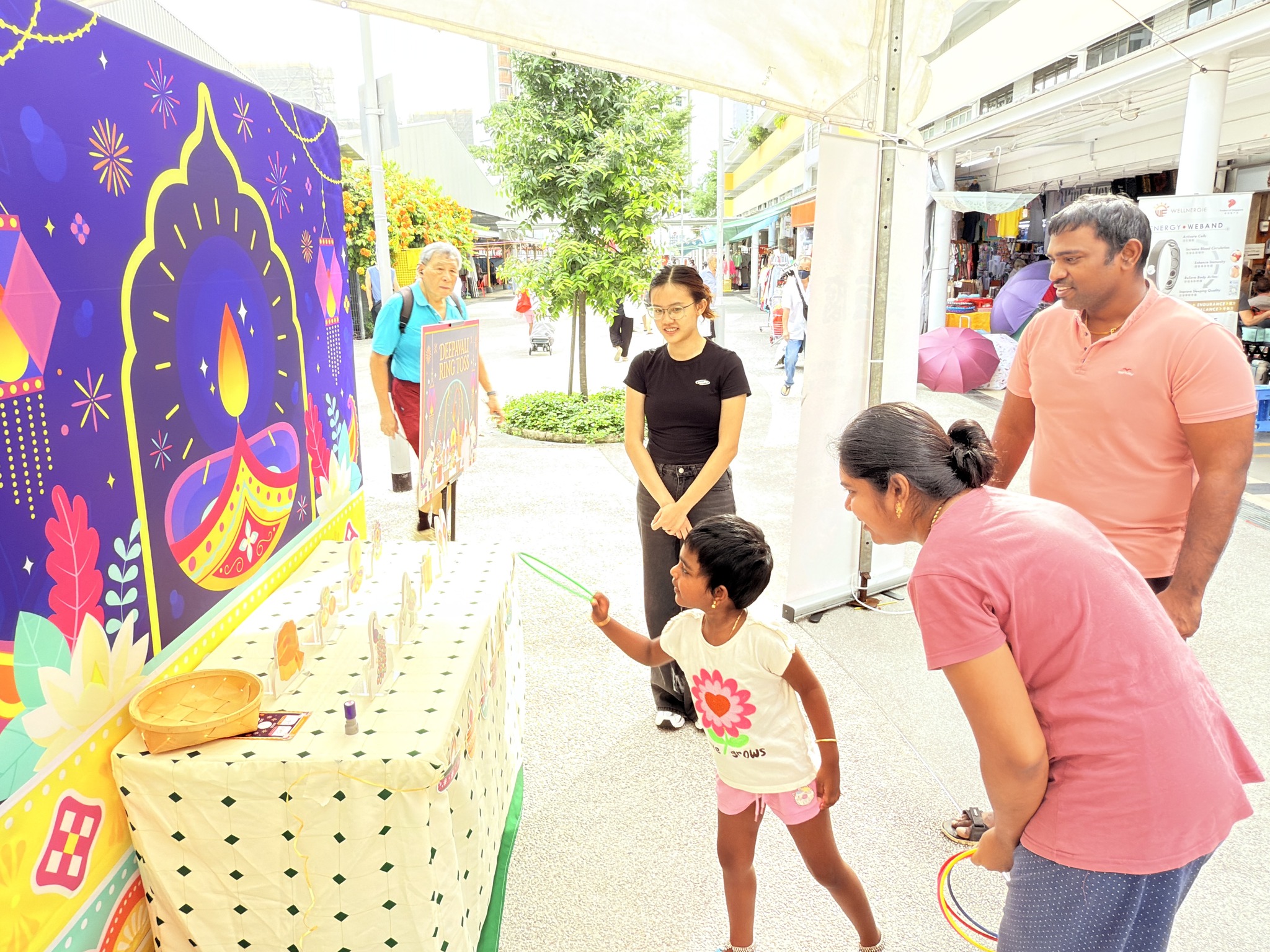 🌟 Deepavali Celebration at Ghim Moh Market and Food Centre! / 锦茂屠妖节庆典 ...