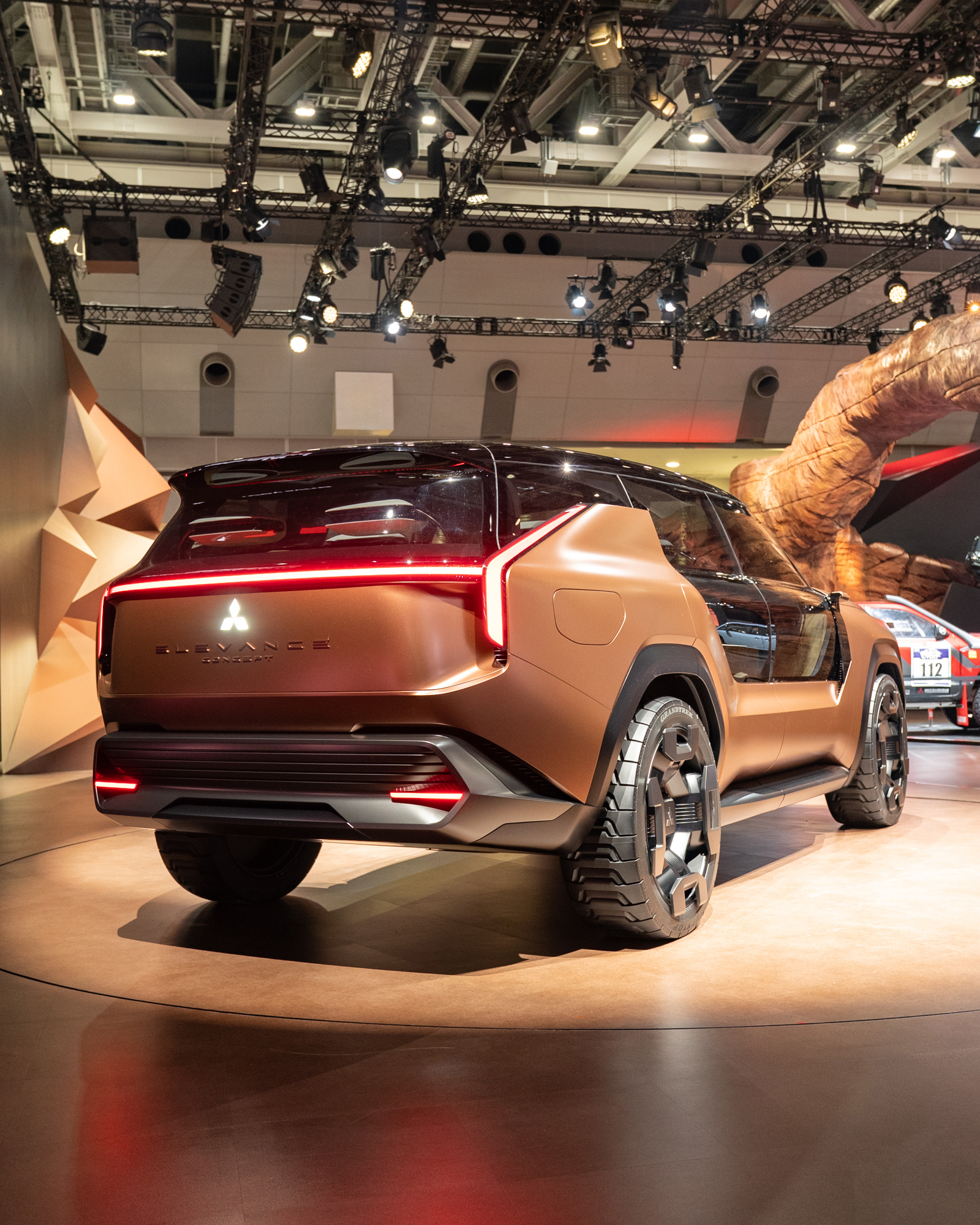Mitsubishi Motors/三菱自動車 added a... - Mitsubishi Motors/三菱自動車