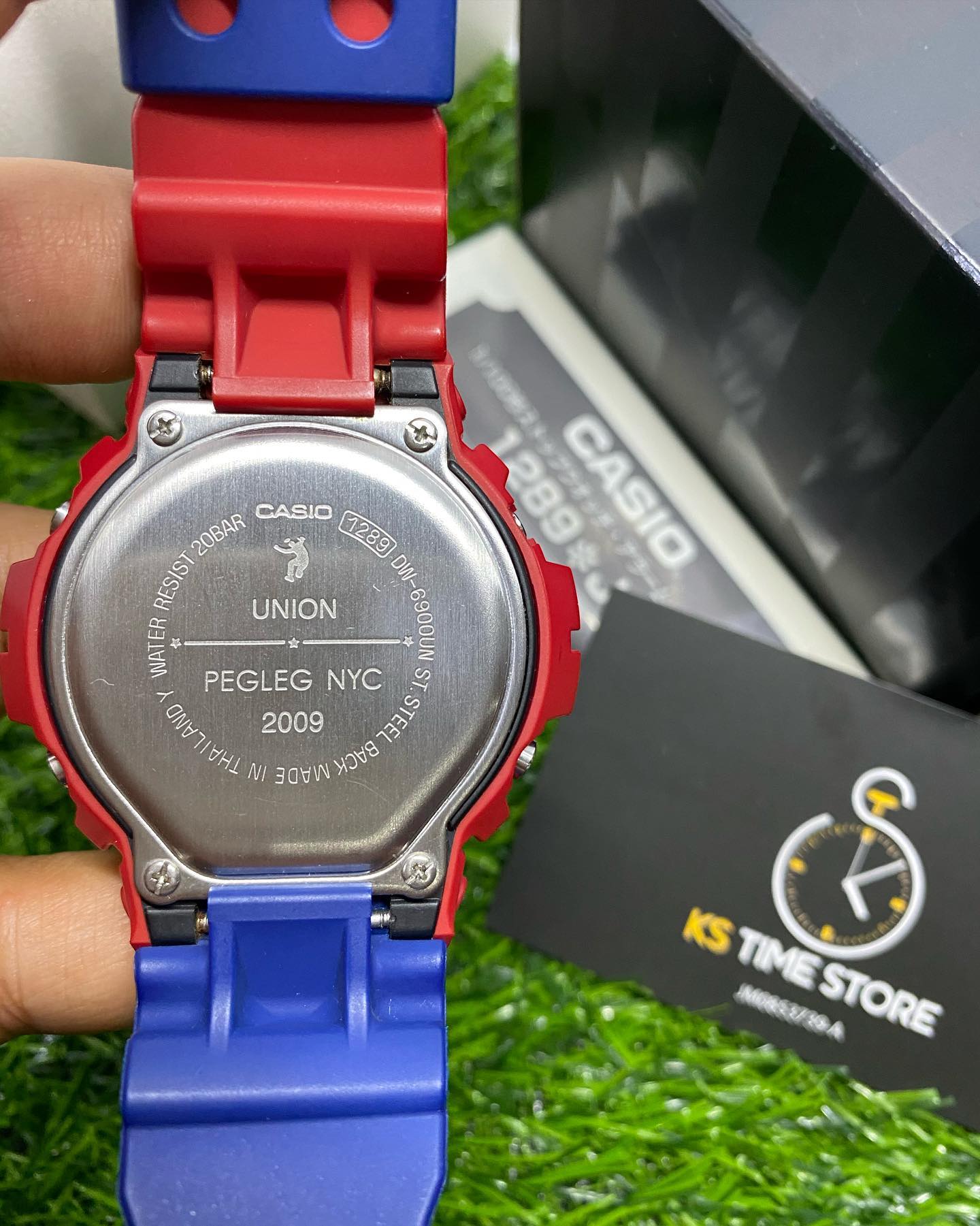 SOLD OUT‼️ ⌚️UNION NYC ❌ PEGLEG ❌ CASIO G-SHOCK DW-6900