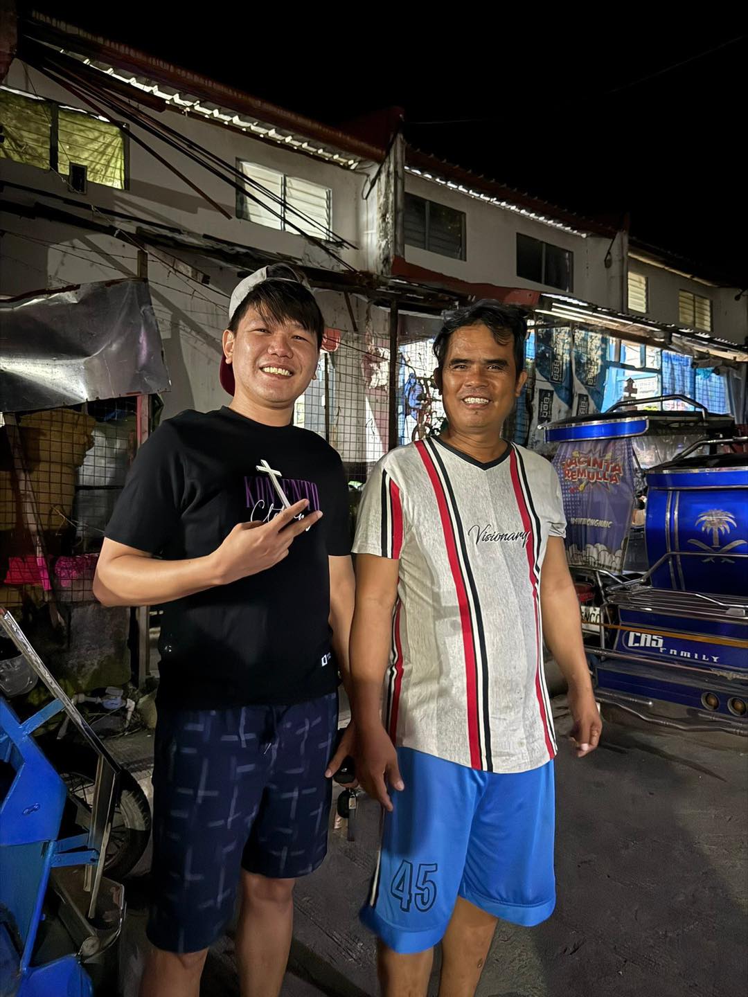 TANZA - MARAMING SALAMAT PO KUYA AT ANG PAMILYA MO ️ “ Sa gitna ng ...