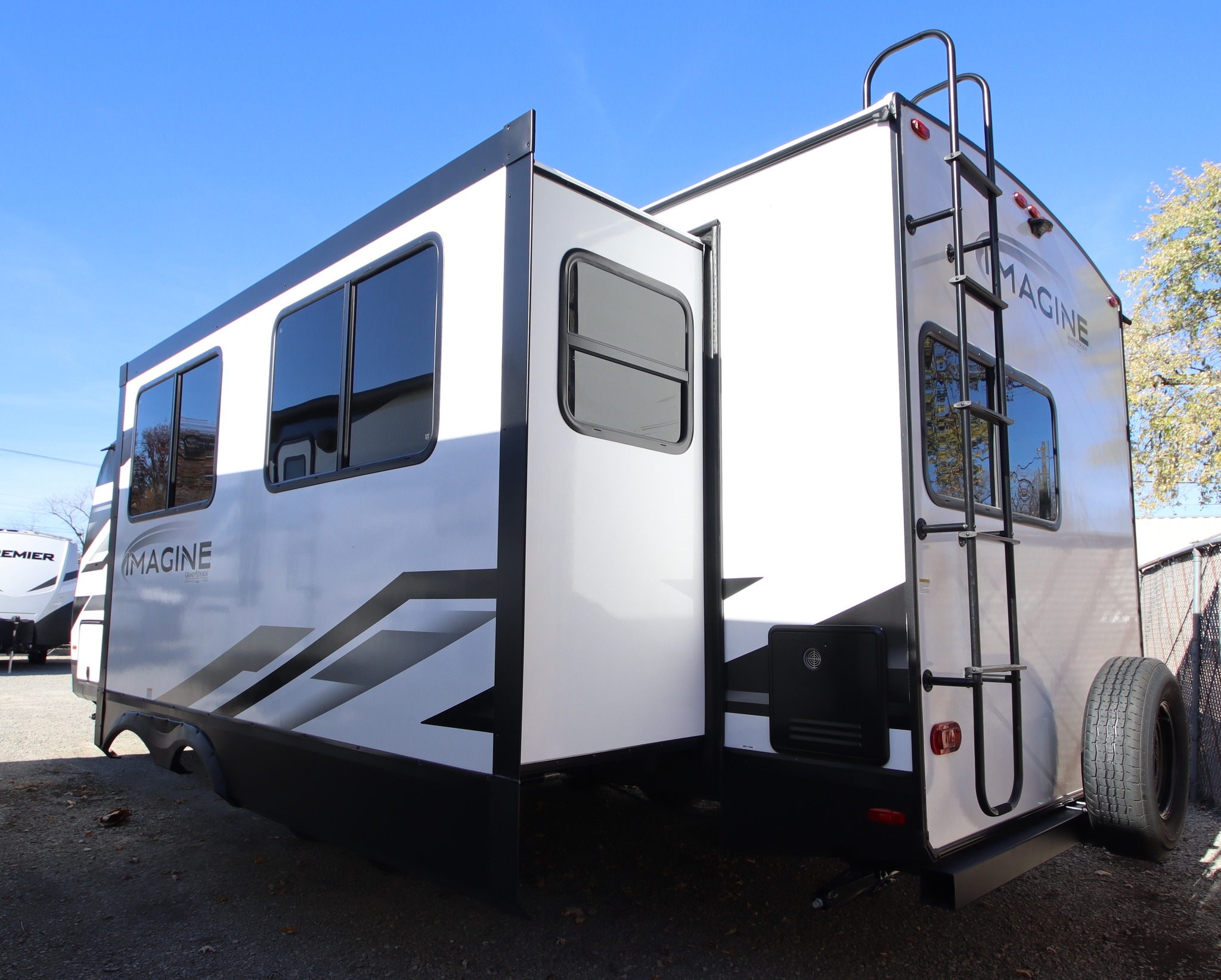 Campers Inn RV of... - Campers Inn RV of Louisville