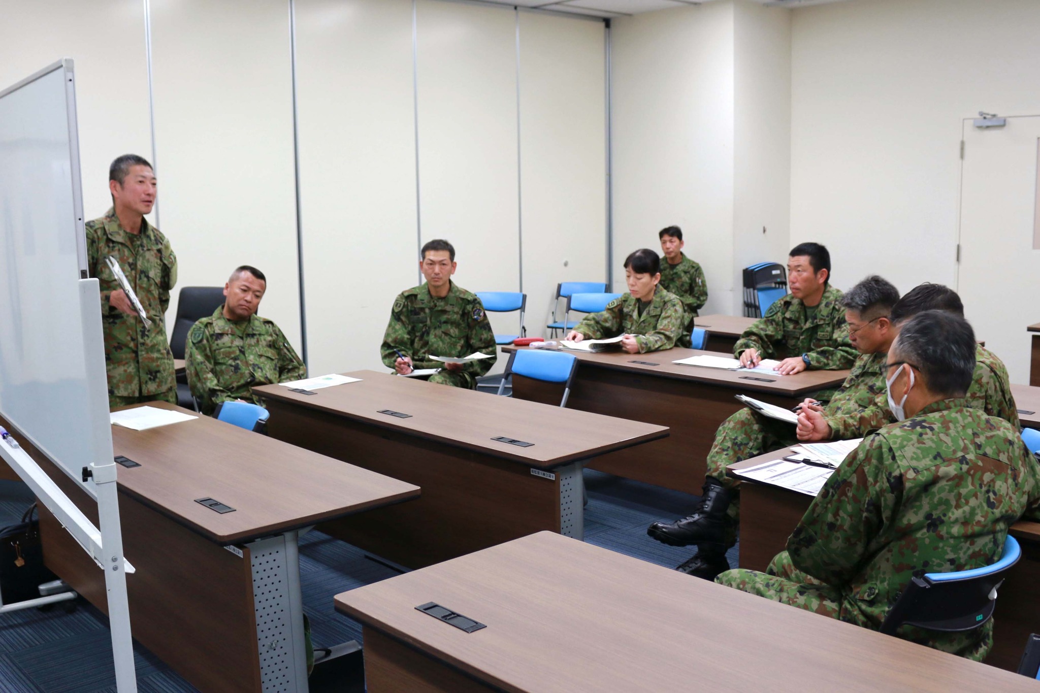 東北方面隊最先任上級曹長会同】 東北方面隊最先任上級曹長は5月30日