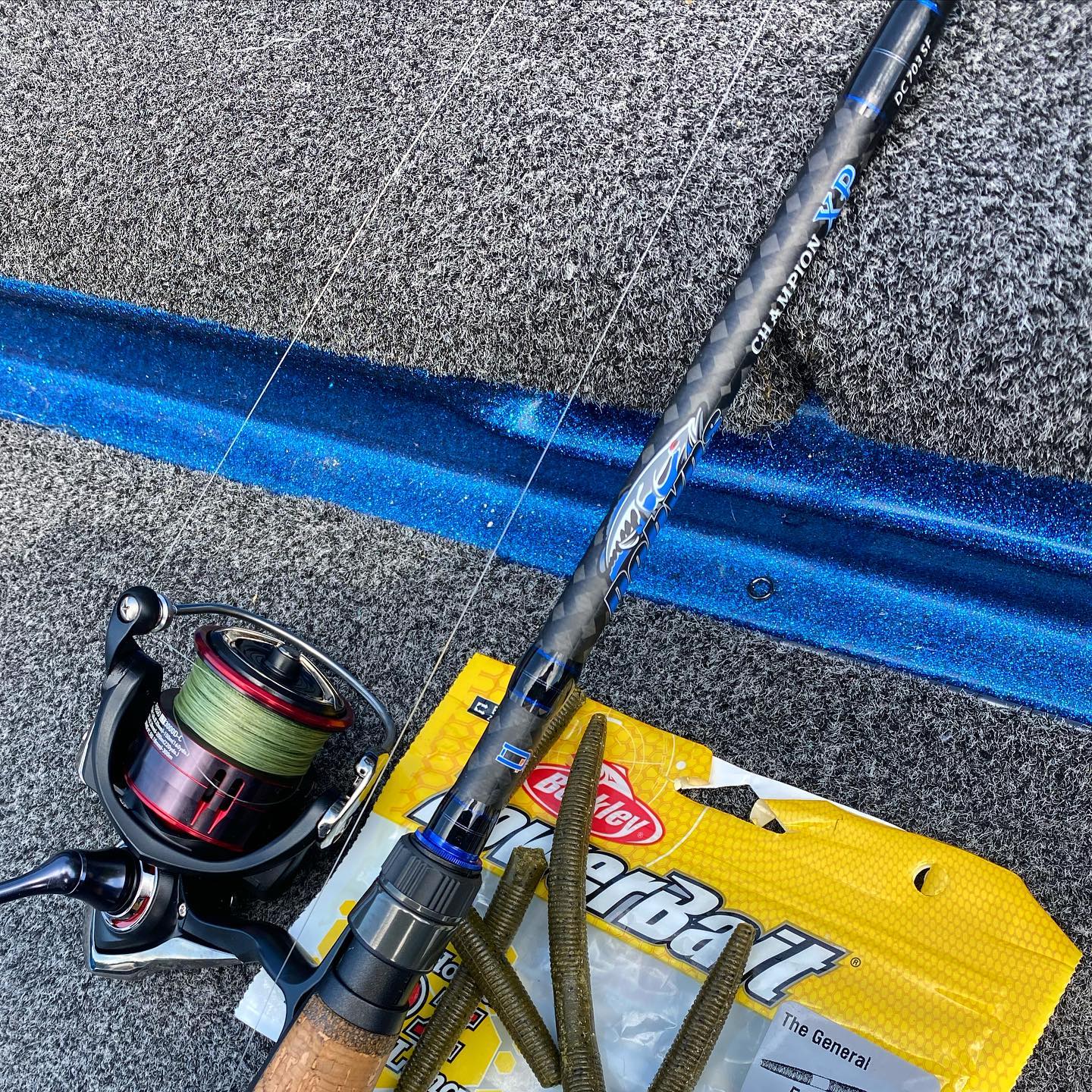 closed face fishing reels with under the rod Spincast Reel, High Speed 2.6: 1 Gear Ratio, Mini Fishing Reel Built in Close Tackle Fishing Lines for Fly Fishing Baitcasting Freshwate Saltwater (Red) : Sports & Outdoors Nautical Pack Size:20 Hooks 5 Best Braided Fishing