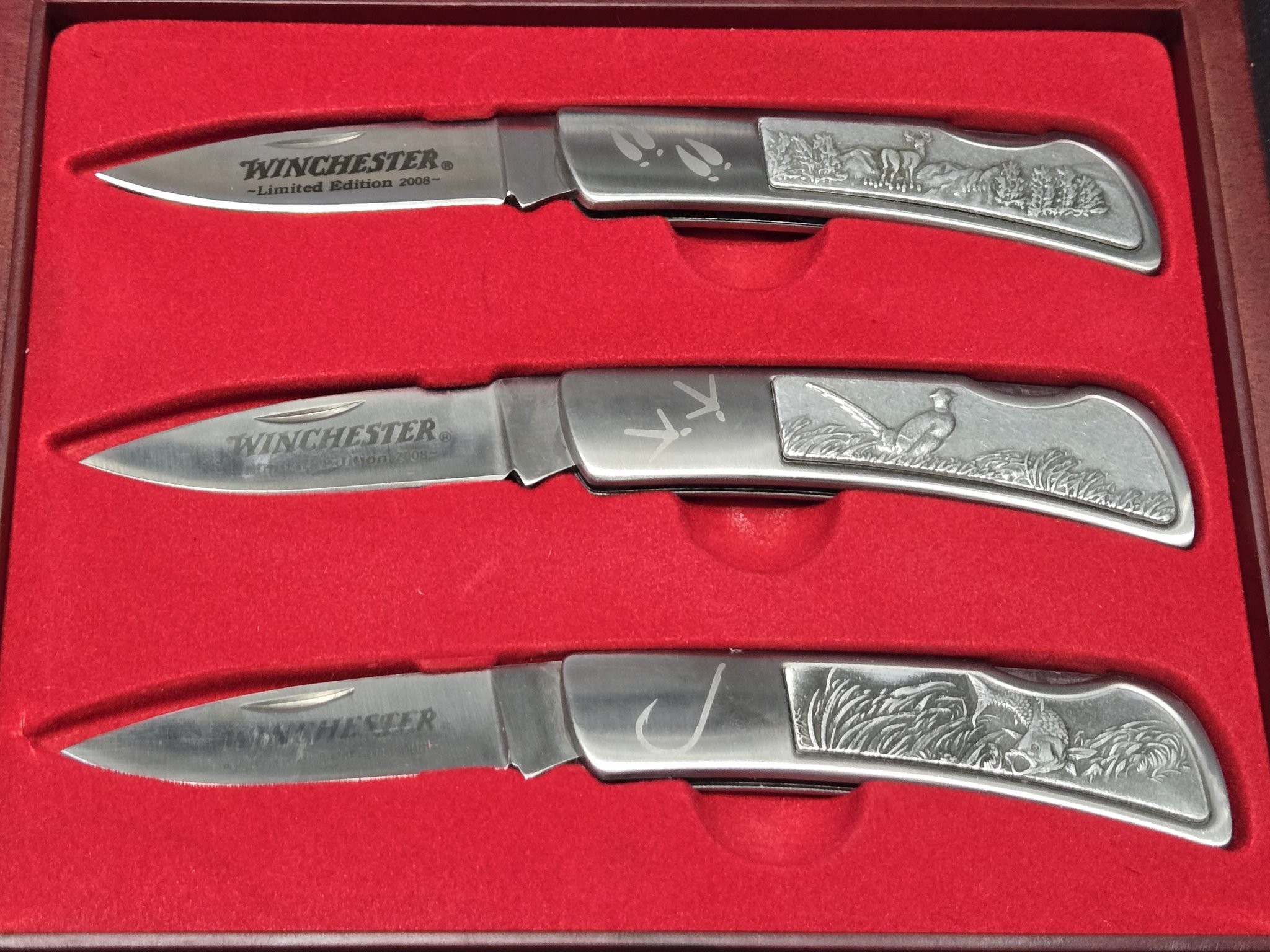 Winchester limited edition knife set found