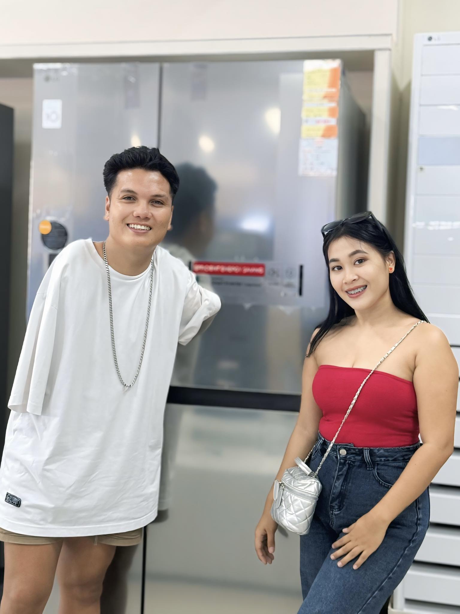 Keyvin Vlog - Happy 1year and 11Months Mahal🎉🫶 Melay Vlog... | Facebook