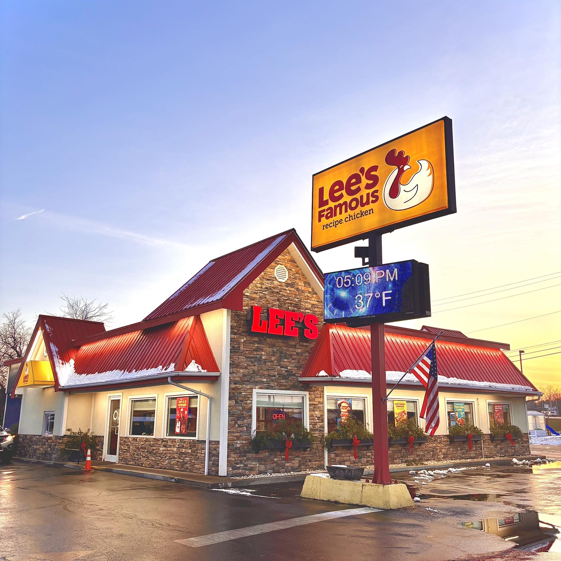 Lee's Famous Recipe Chicken of Berea | Facebook