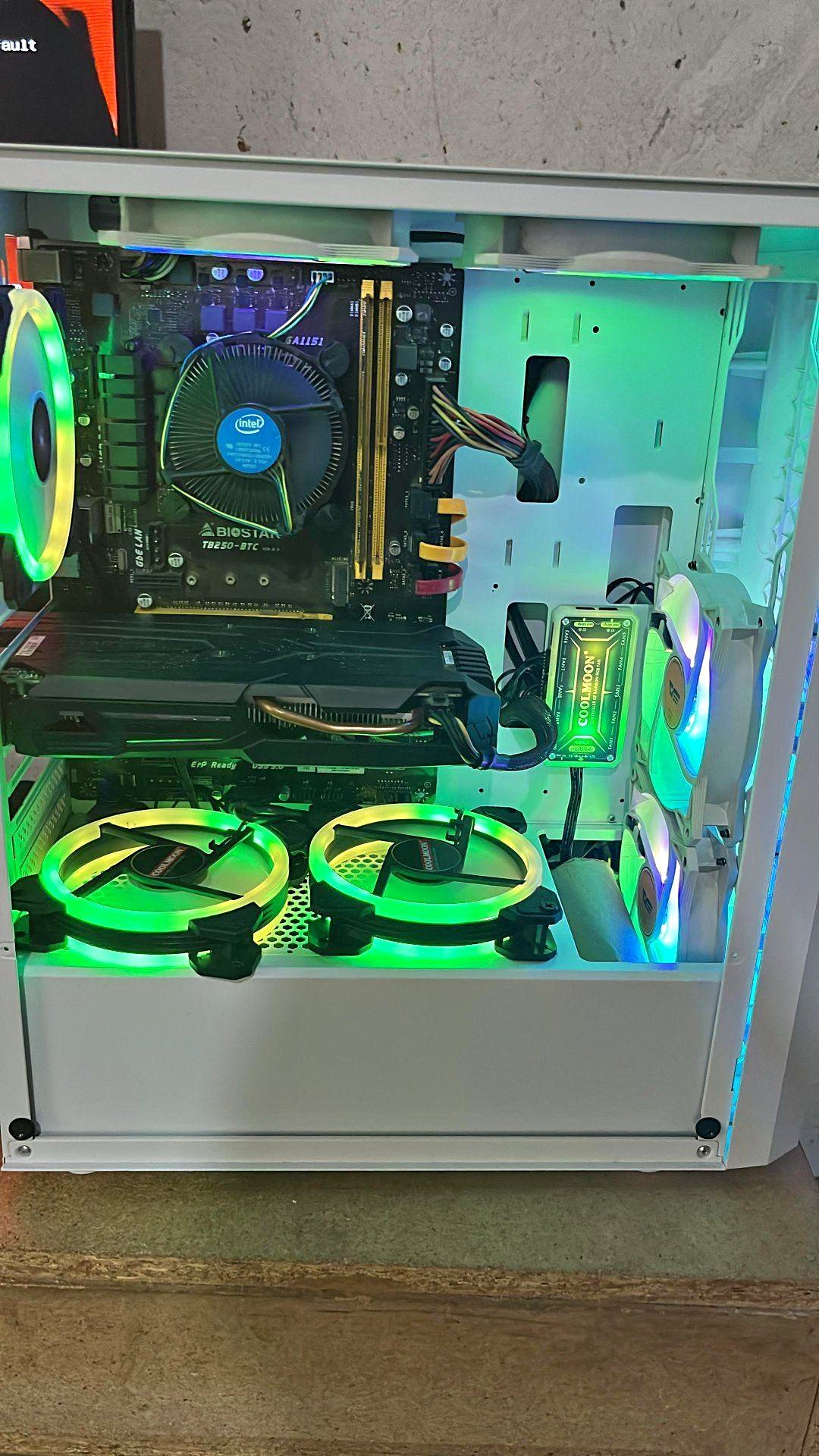 PC case - Computer Cases - Soweto, Gauteng | Facebook Marketplace ...