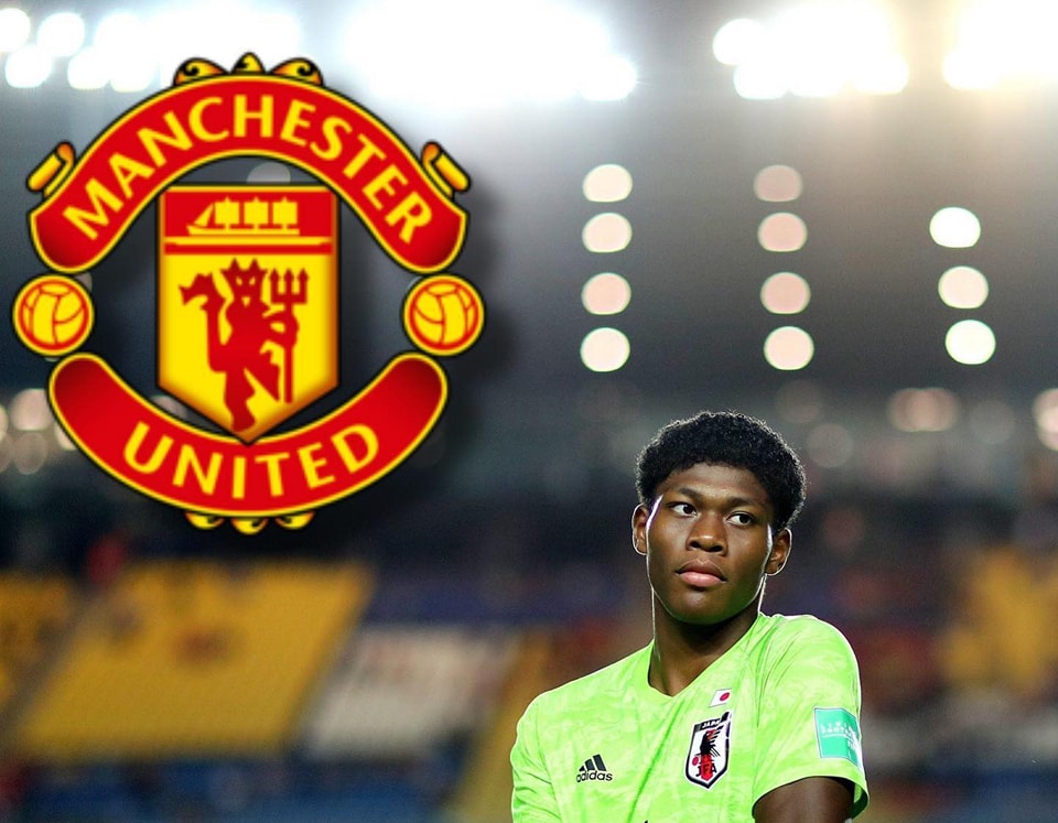 【未使用に近い】 Manchester United 🚨 Manchester United are close to completing a £5m transfer of