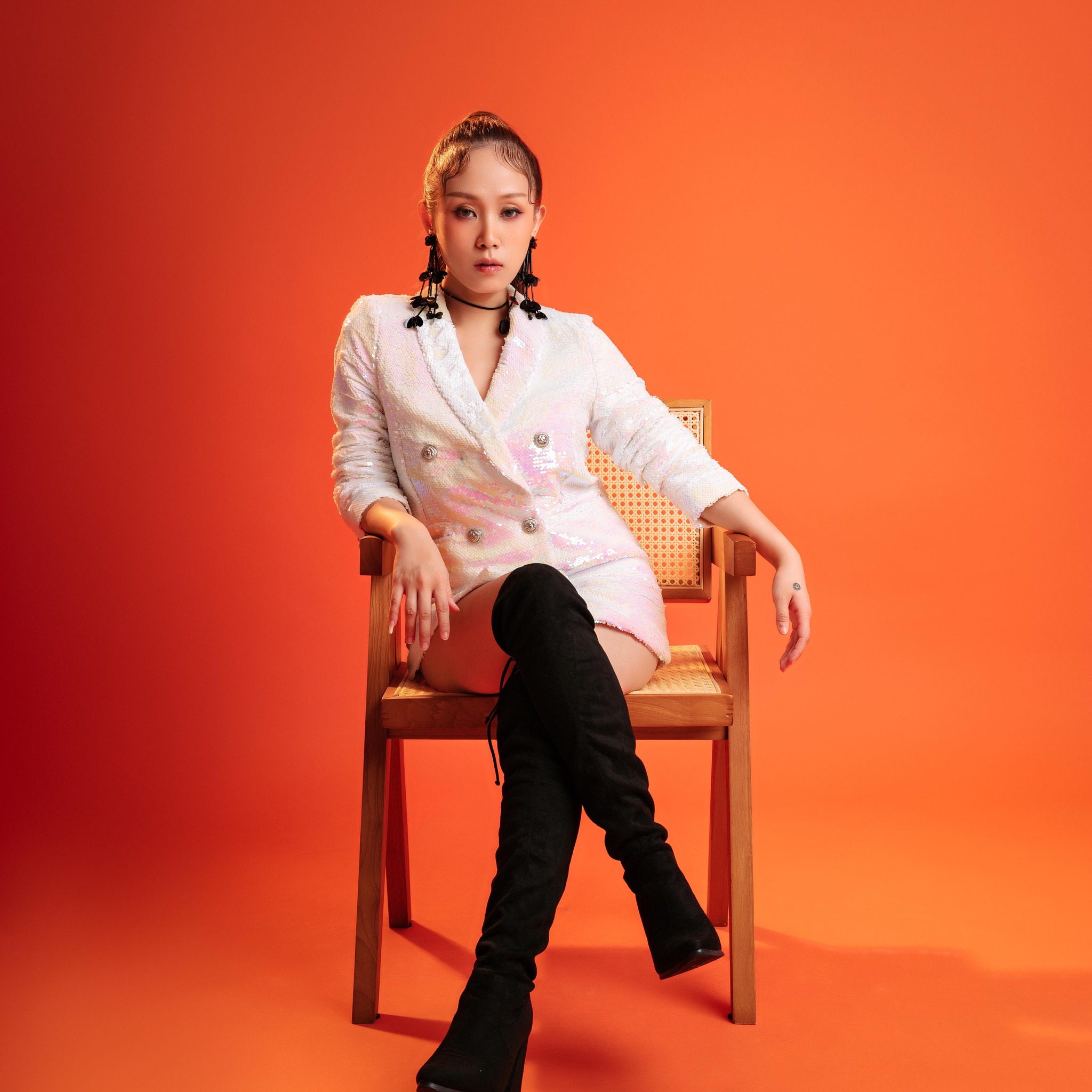 Esther 田育慈 - fbrpc://nativethirdparty/f?app_id=164733757027... | Facebook