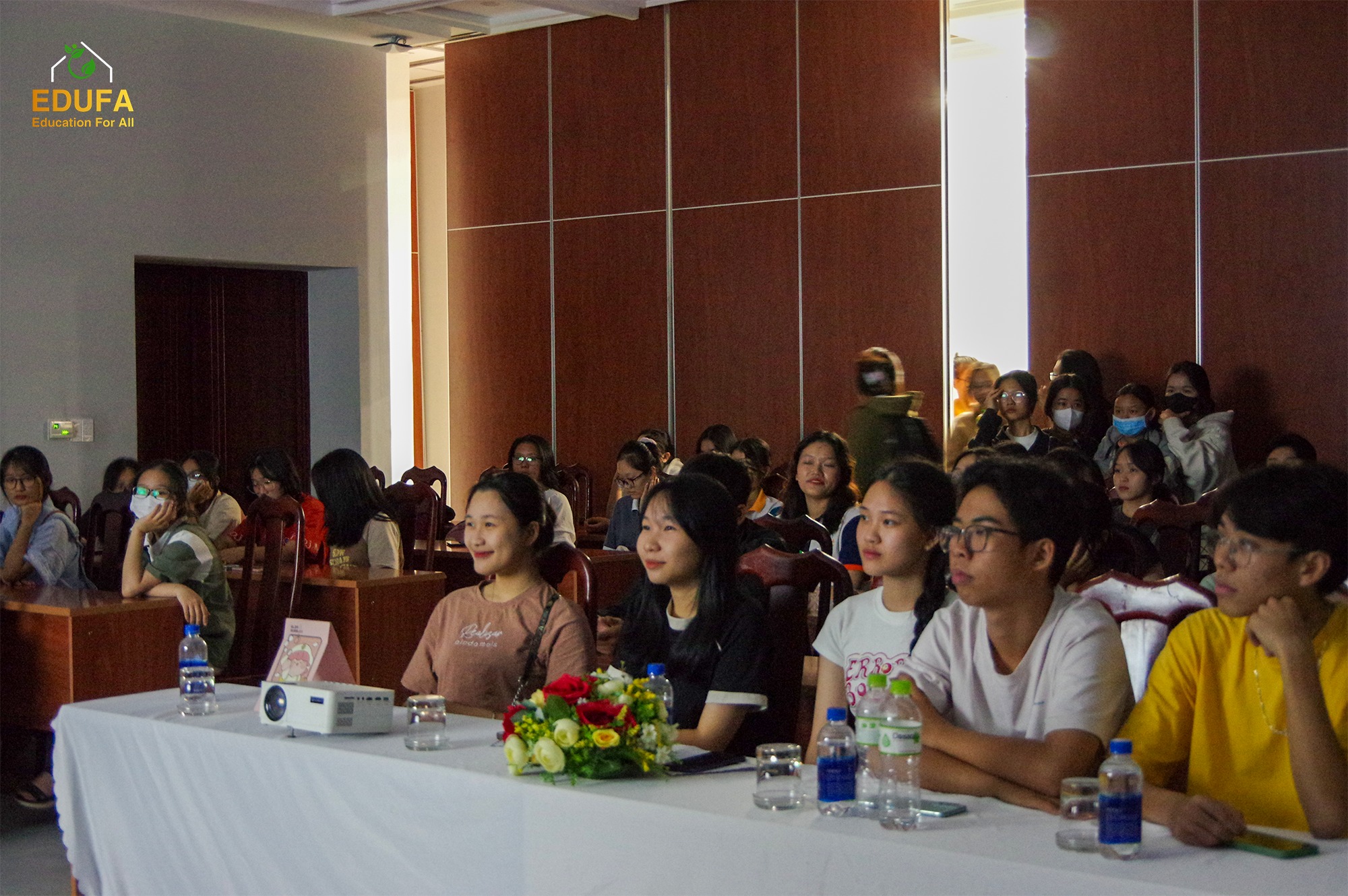 Trạm hướng nghiệp 2023, thành... - Trung Tâm Dạy Kèm EDUFA