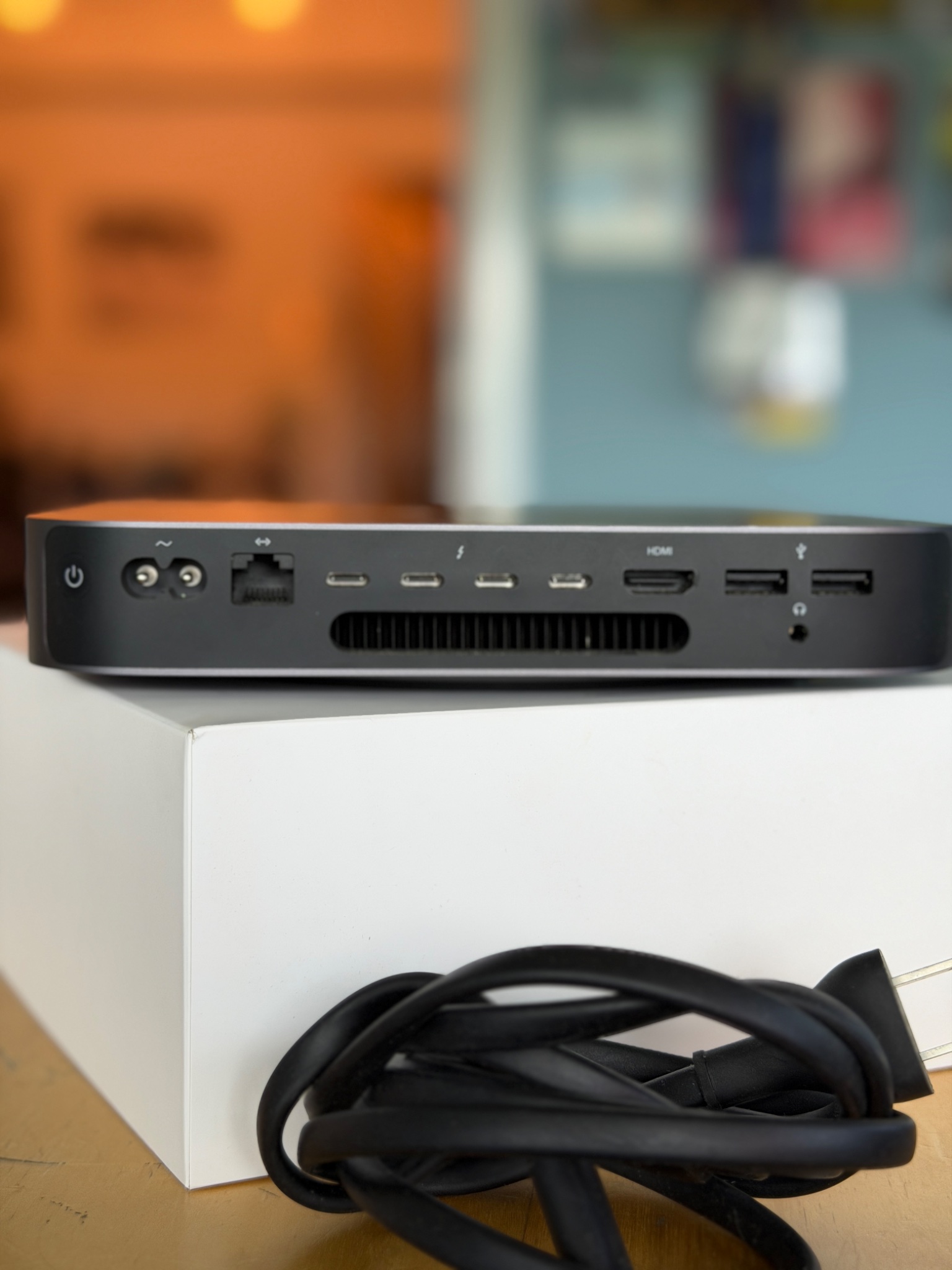 Mac mini 2018 Quad Core i3 (Mint) - Desktop Computers - Easton