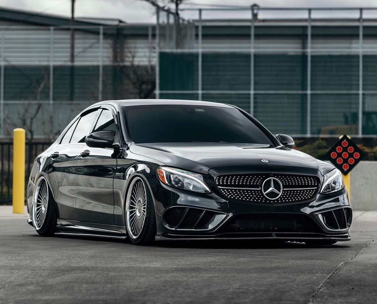 K.A.R Tuning - #airride #d2bykperformance #lowisalifestyle... | Facebook
