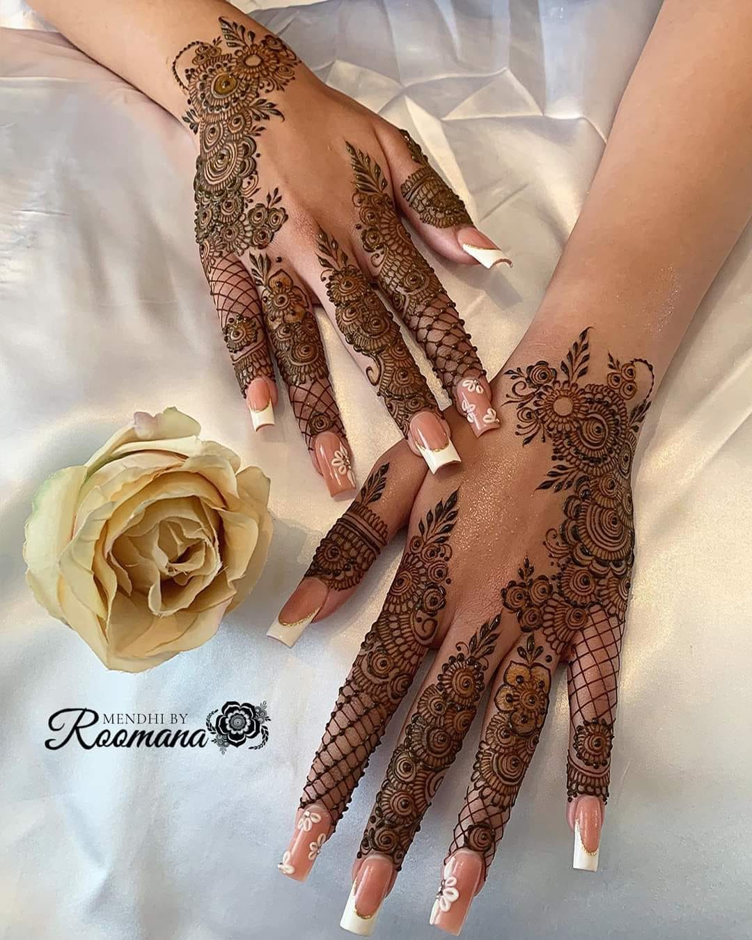 Stylish gorgeous mehandi & Rangoli designs