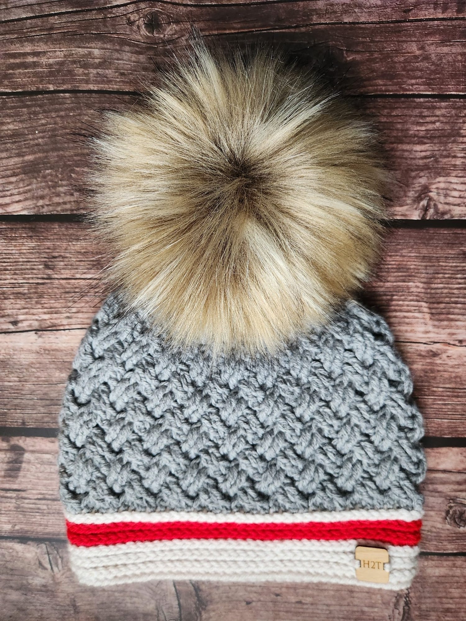Head2Toes - The good ol' traditional work sock toque! I love the clean ...