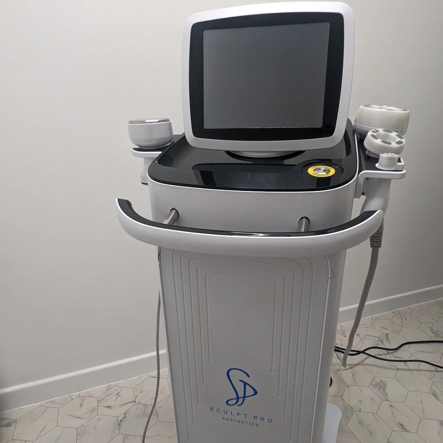 Atlantis - Our Lipo Shape machine can sculpt, tighten, Lift and contour ...