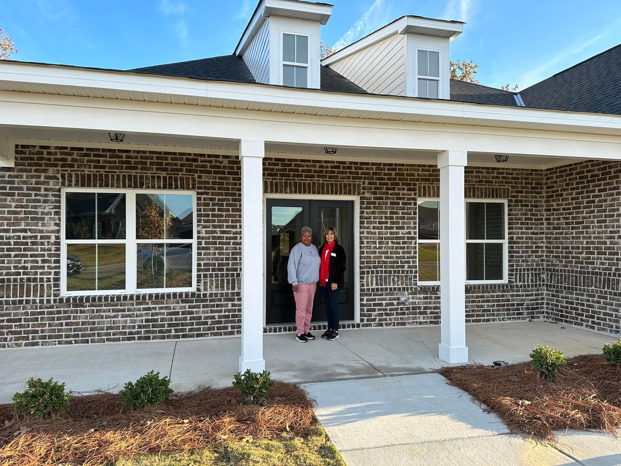 Shanna Yoder Porch Light Real Estate/ Stone Martin Builders