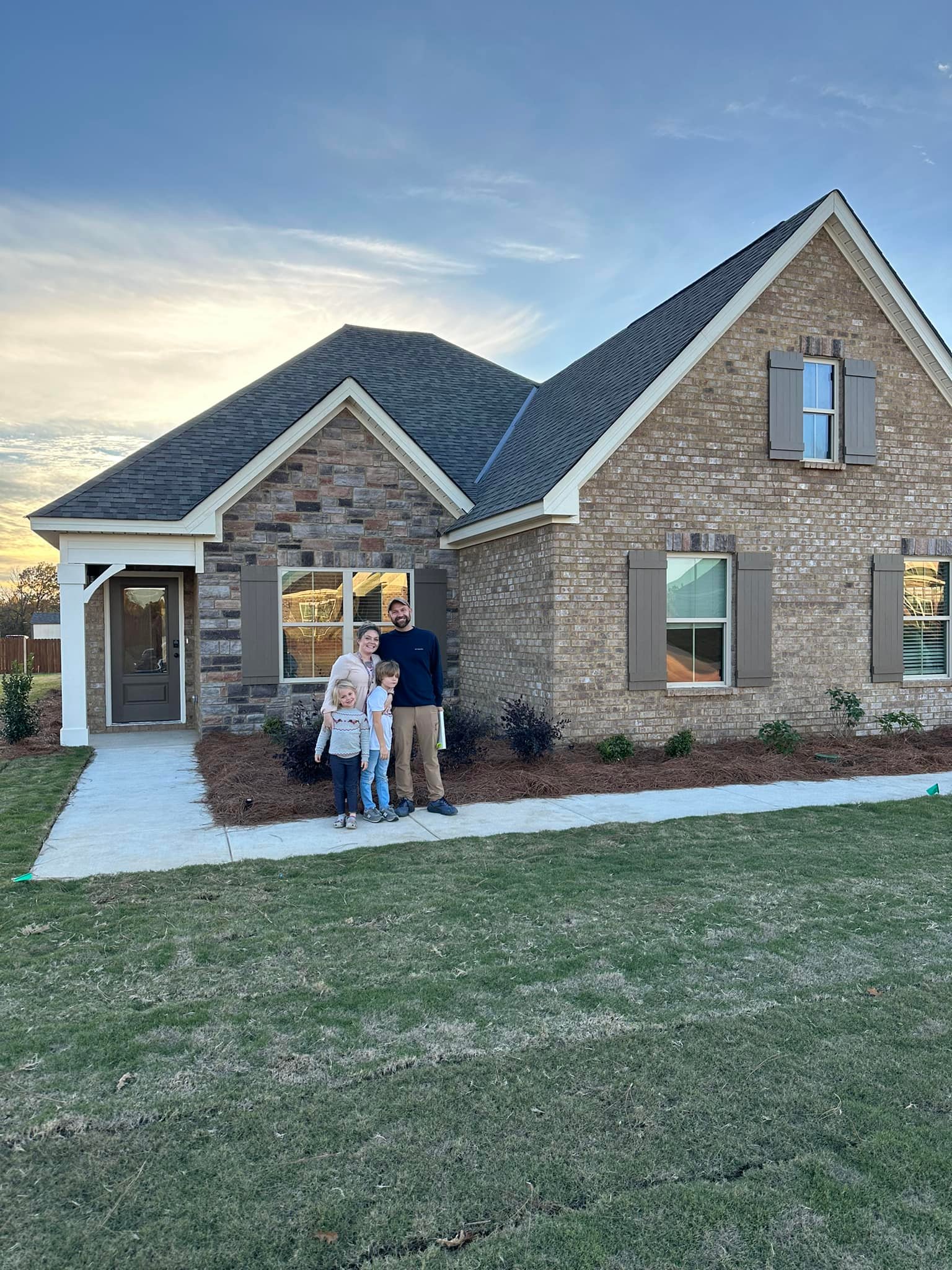 Shanna Yoder Porch Light Real Estate/ Stone Martin Builders