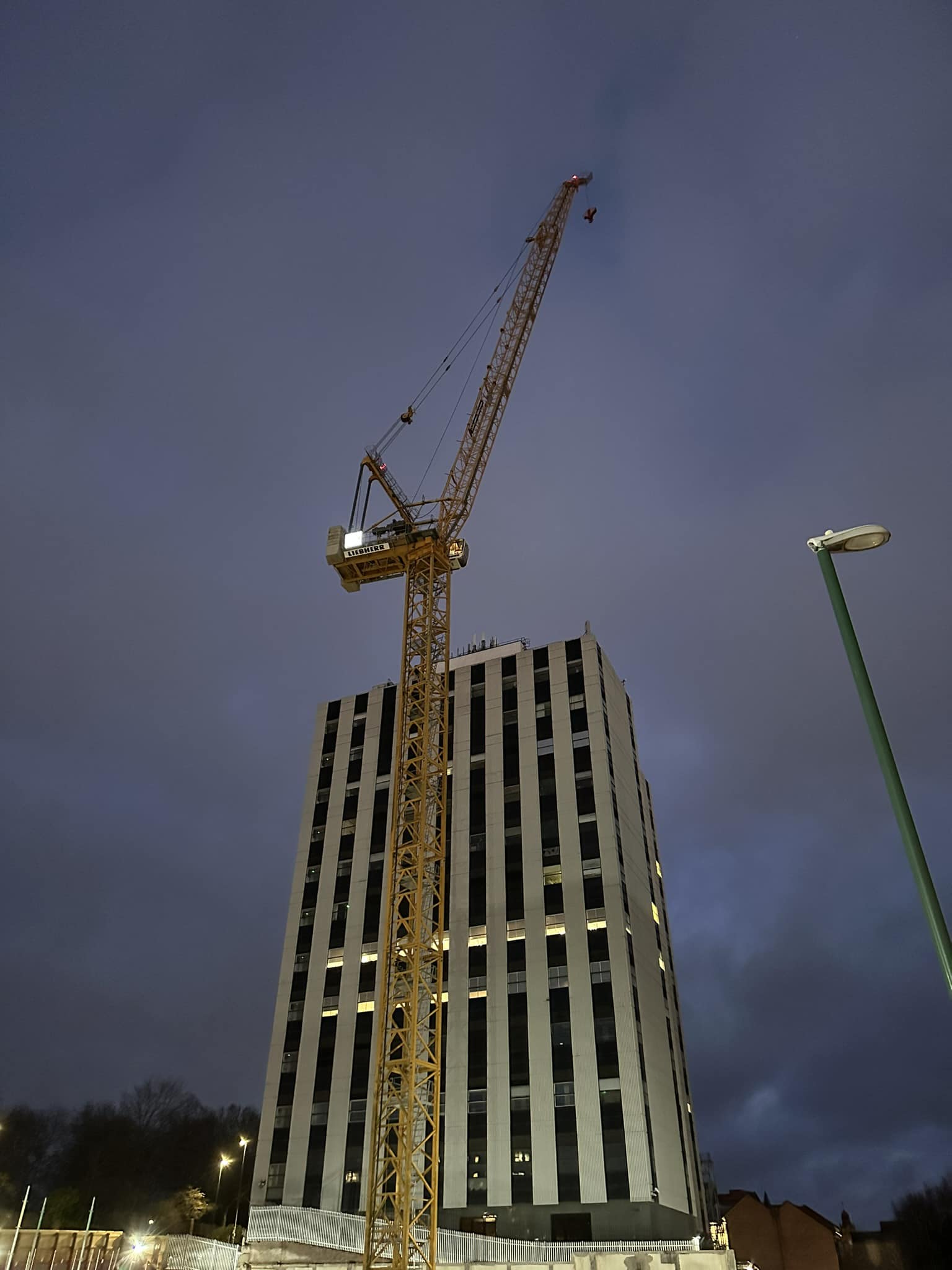 357 hcl erected in Nottingham for... - Lewis Tower Cranes