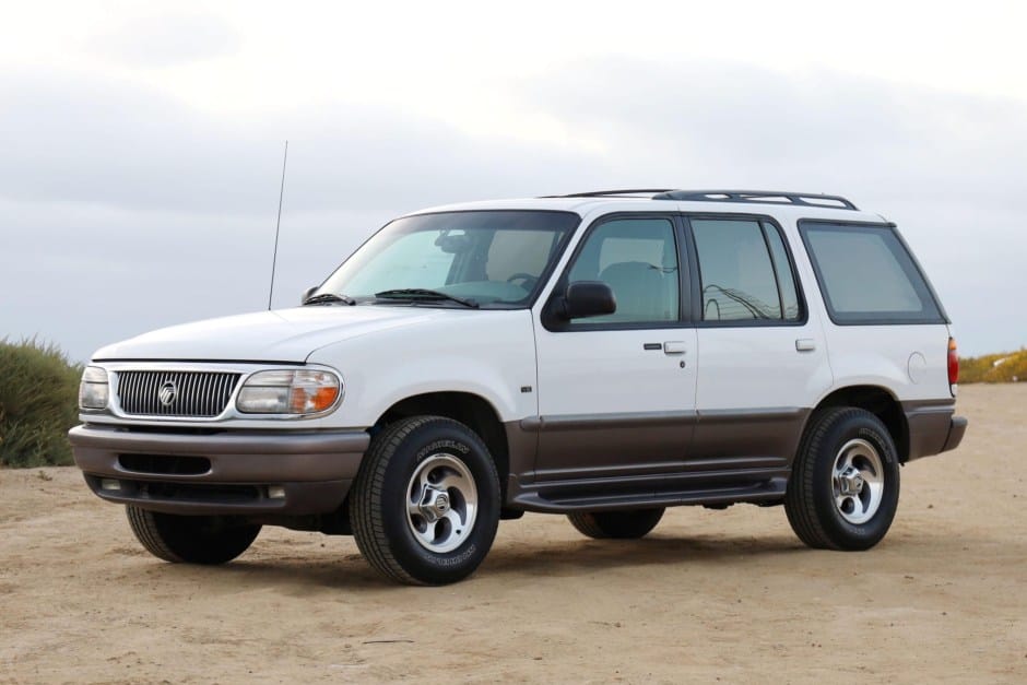 2004-05 Ford Explorer Mercury Mountaineer Front 4 Piece Suspension Kit