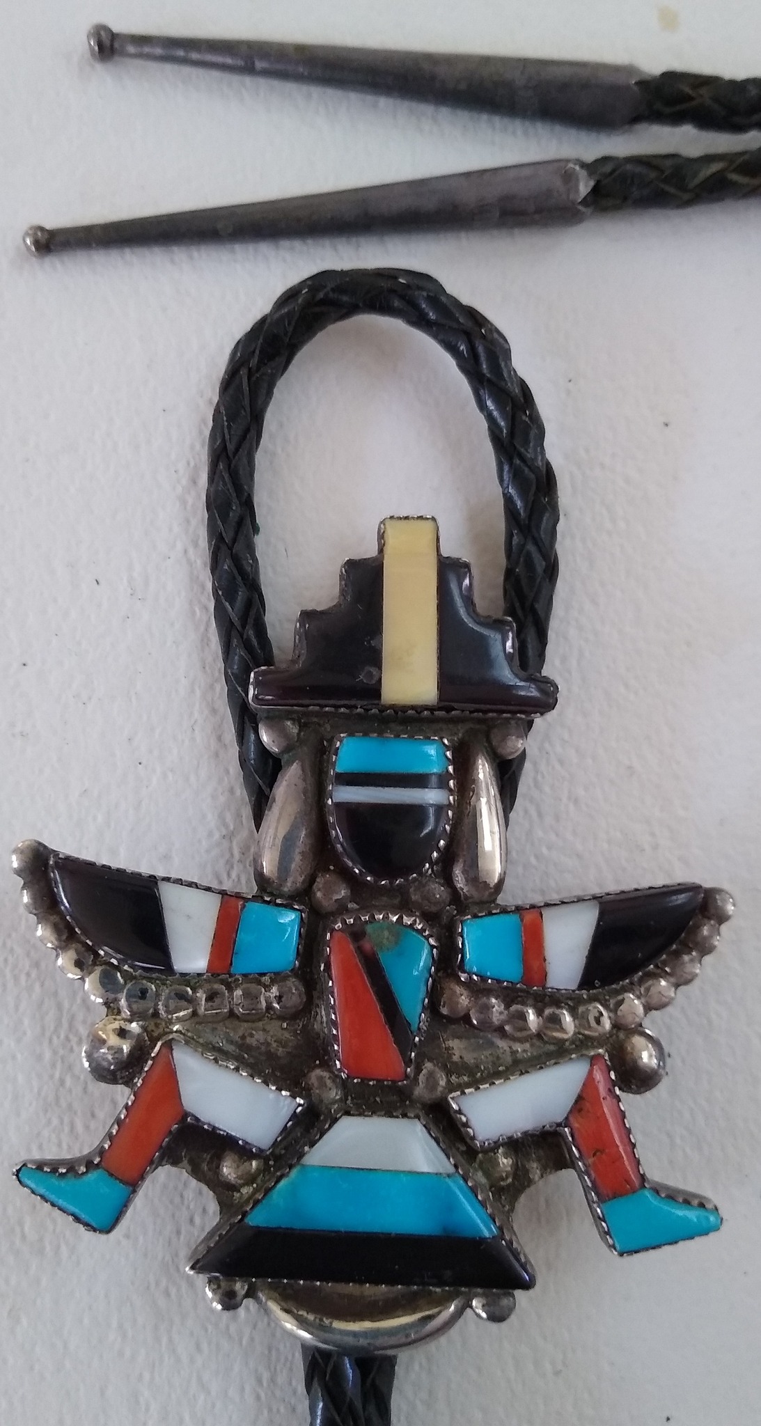 What is this Zuni knife wing figure?