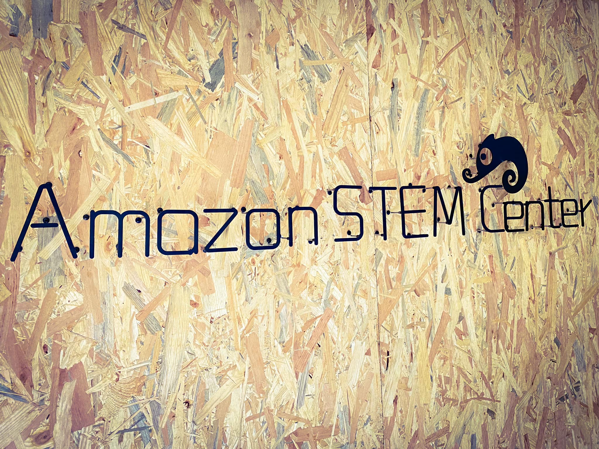 慕光英文書院搗蛋實驗室 - Amazon STEM Center，另一個打卡位置， 期待與大家見面 ！ | Facebook