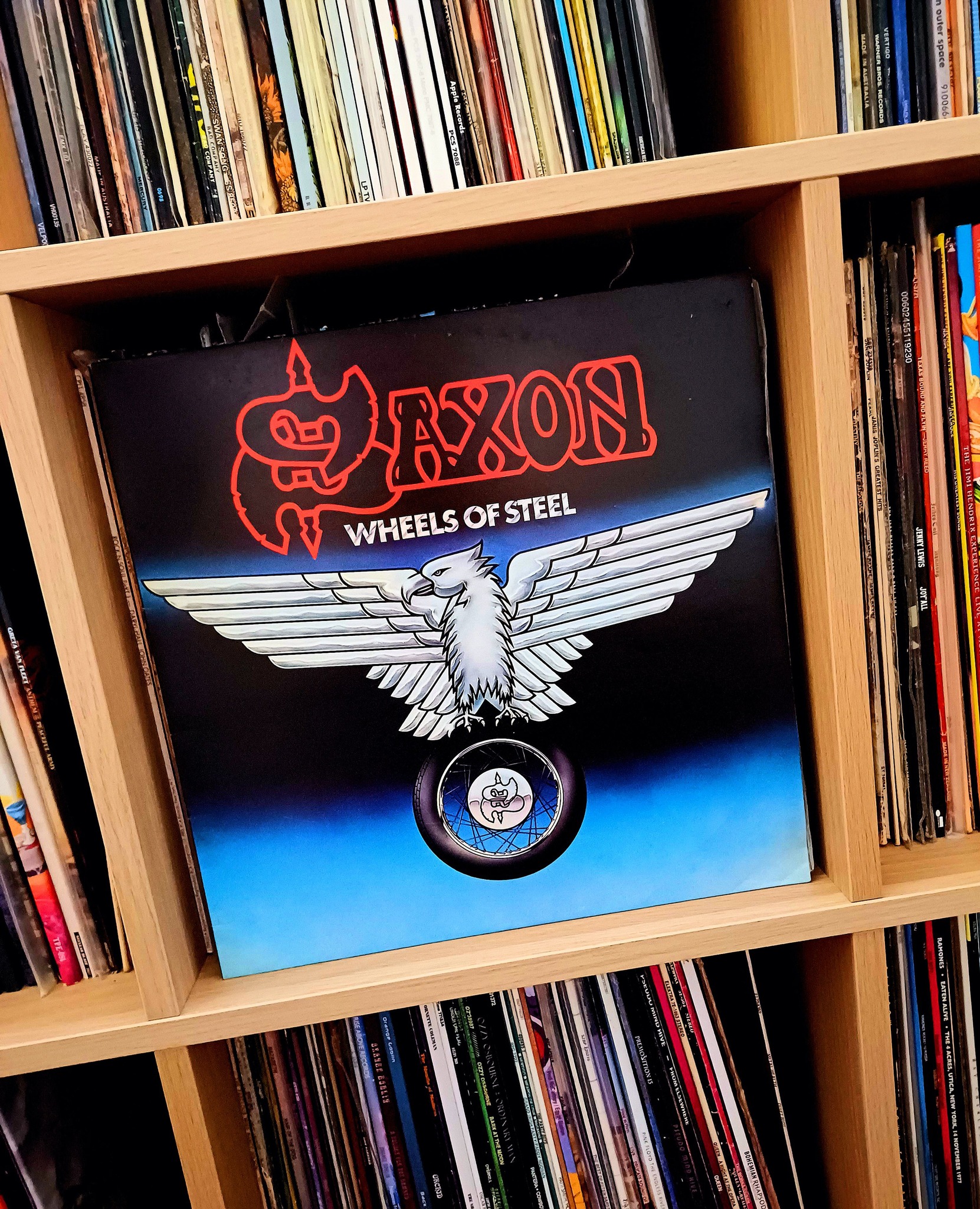 May 18th 1992 𝐒𝐚𝐱𝐨𝐧 released the album “Forever Free