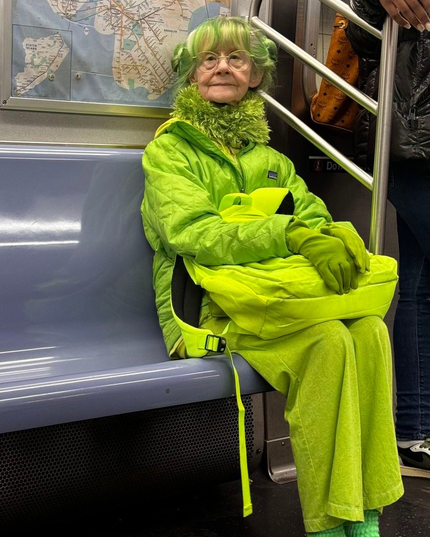 who is the lady in the green dress New York there a dresses only in 😭🥹 disney character with green dress