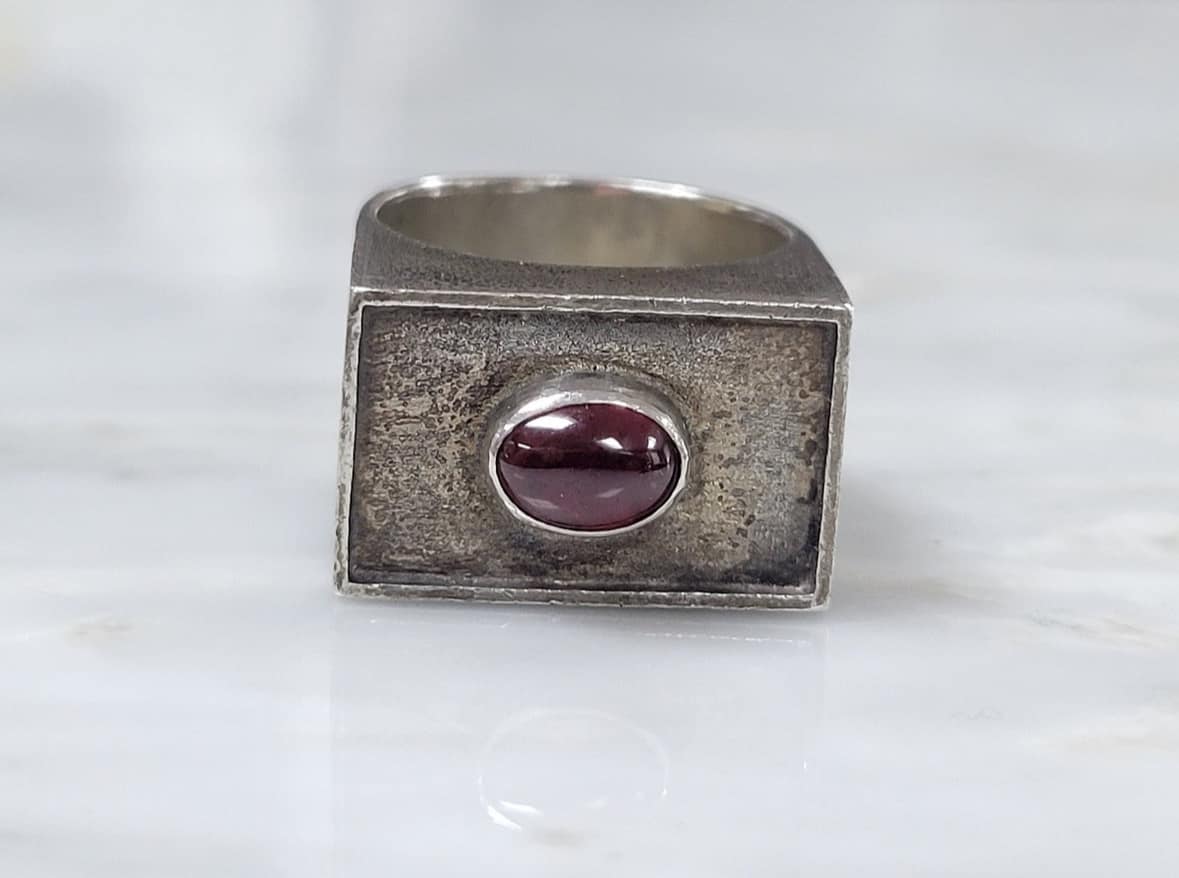 Koral Jewelry Round Created Ruby Ring In 925 Sterling Silver - Vintage Boho Ethnic Style