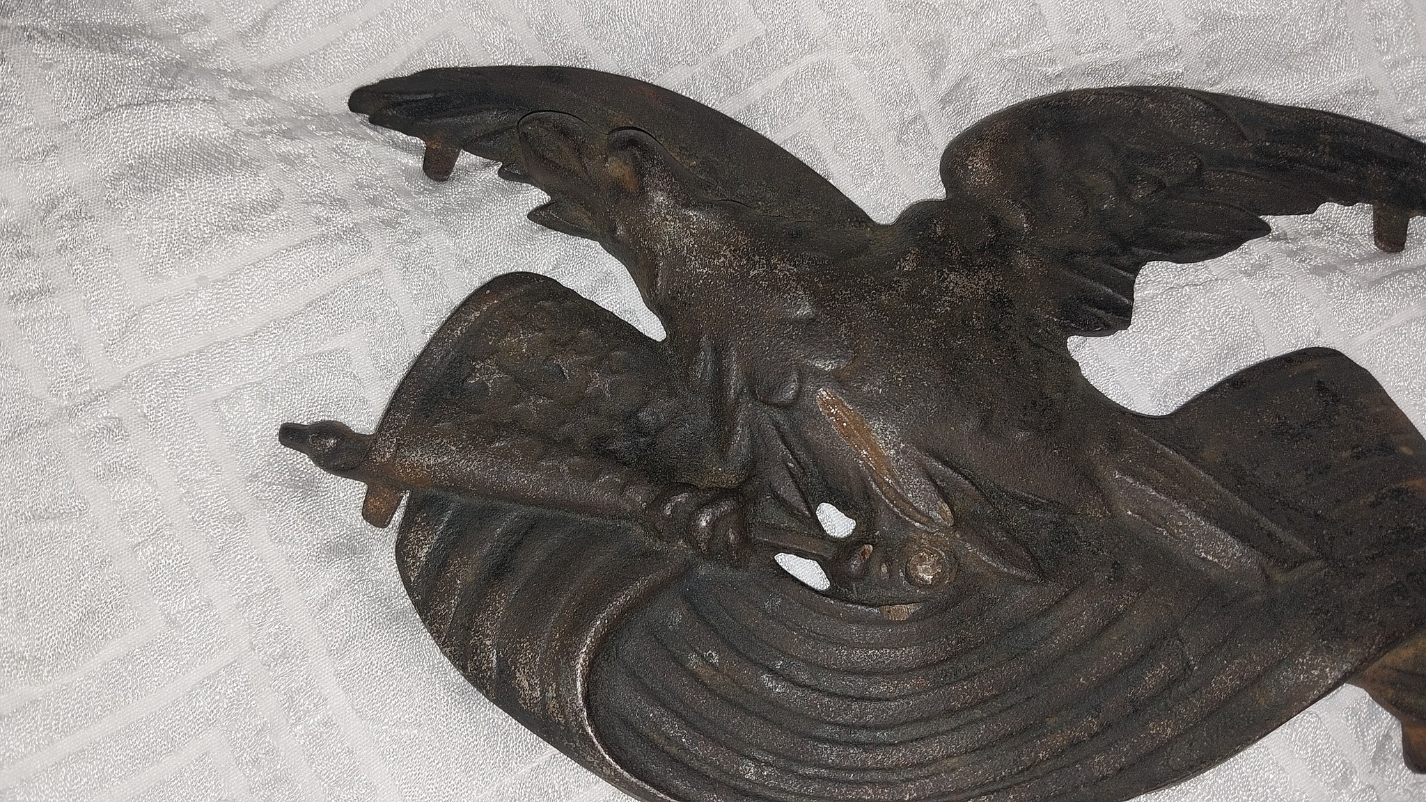 Cast iron eagle for front door decor
