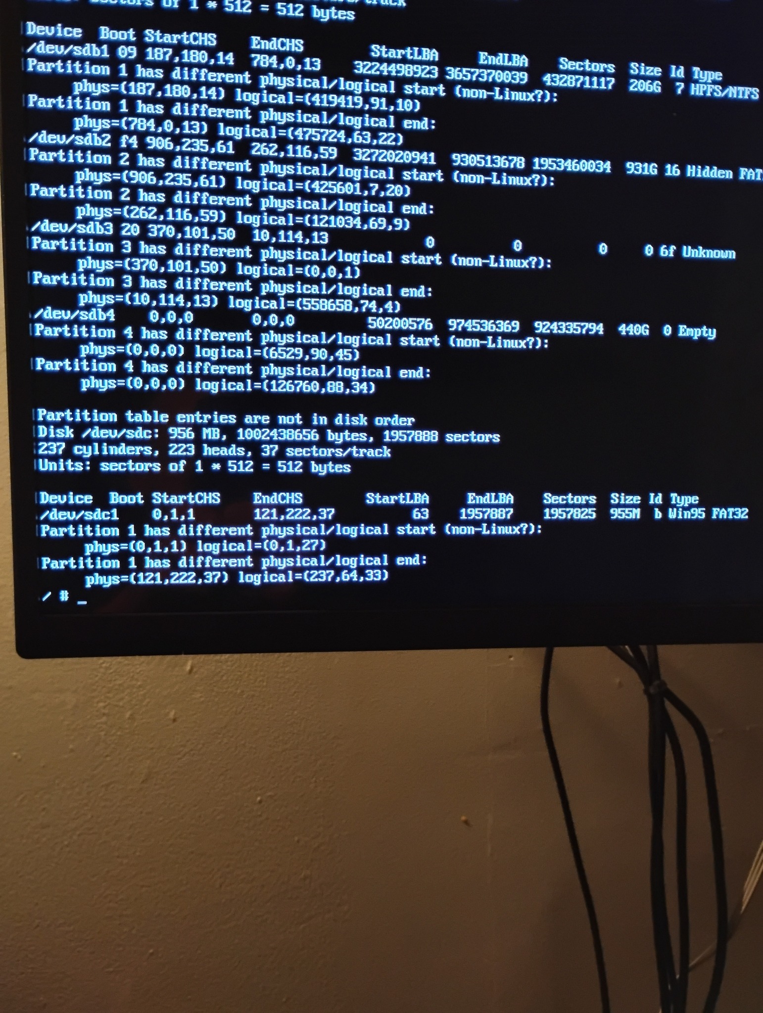 How to use busybox mount command to mount sd-card partition?
