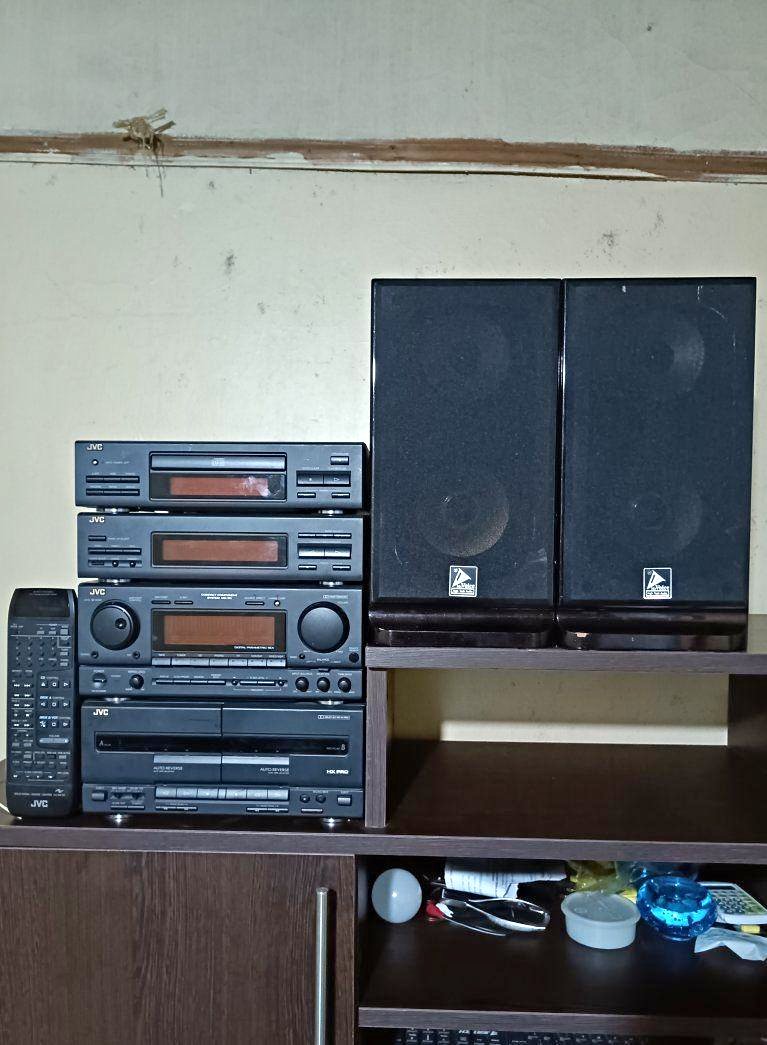 EX-GERMAN VINTAGE JVC COMPACT COMPONENT SYSTEM MX-90 - Pro Audio ...