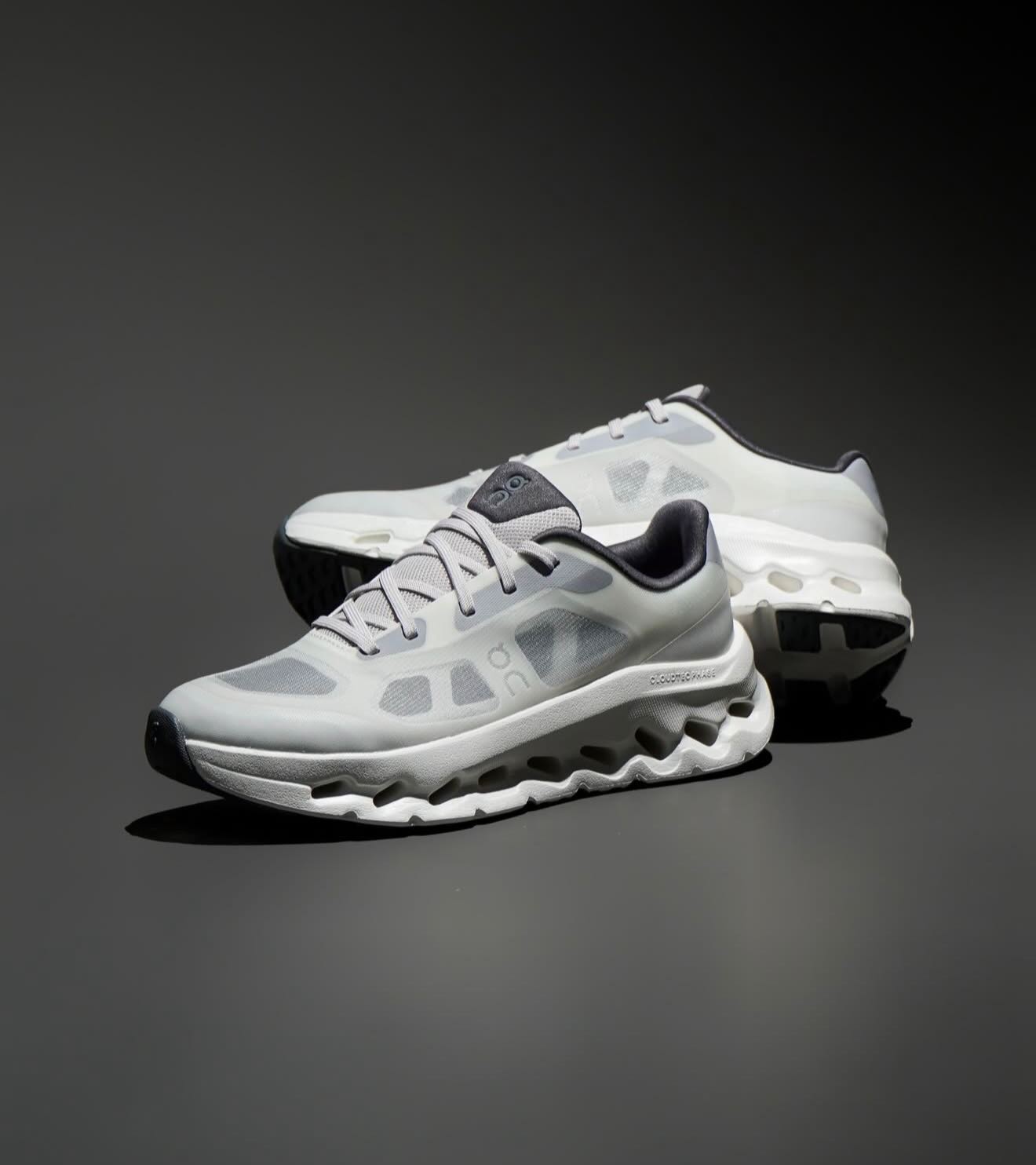 FRESH DROP! ? Cloudtilt Remix “Alloy Ivory” Sizes available for 