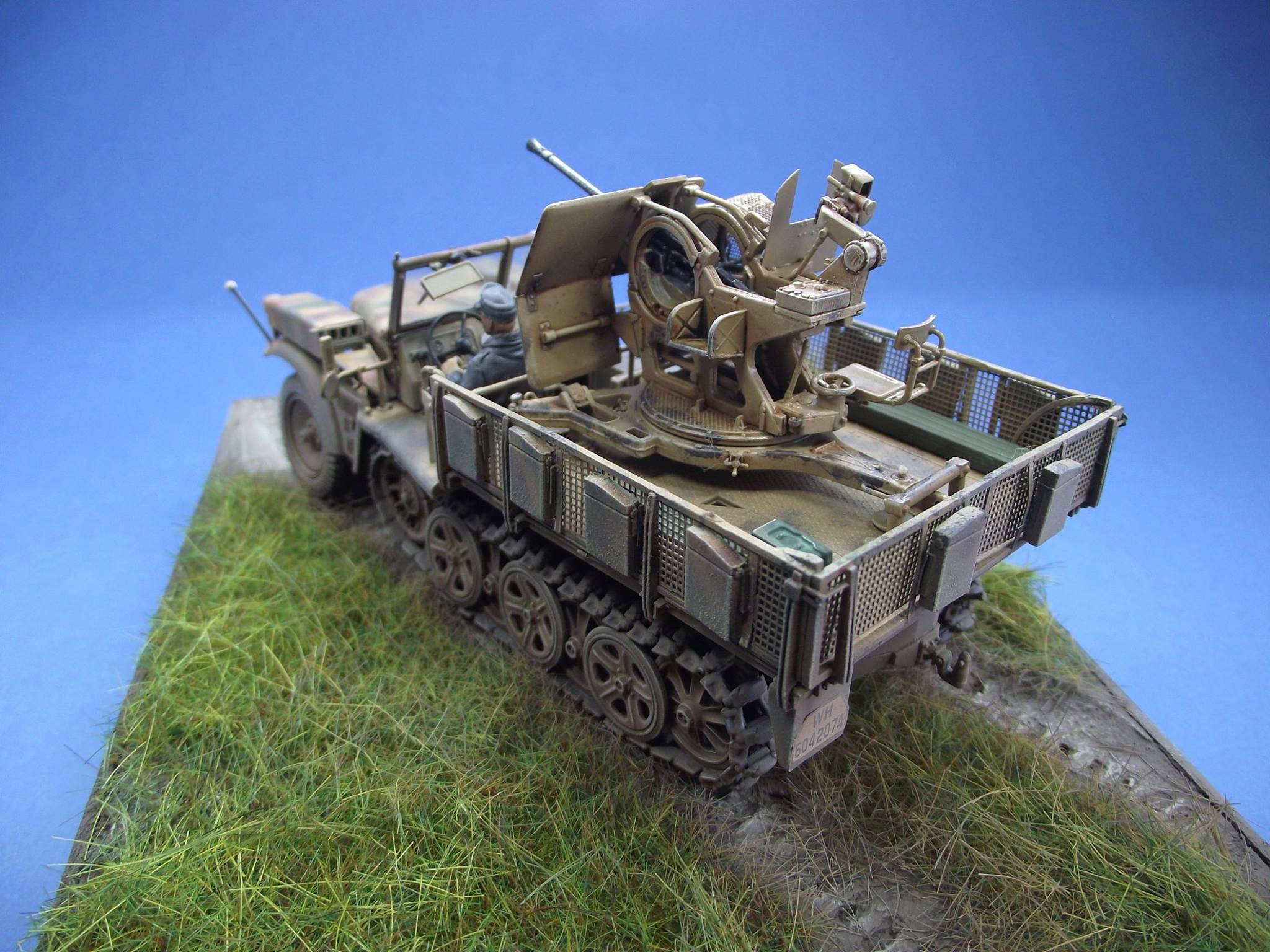 DRAGON 1/6 Flak38 完成品 Dragon 1/6 2cm Flak 38, previewed by