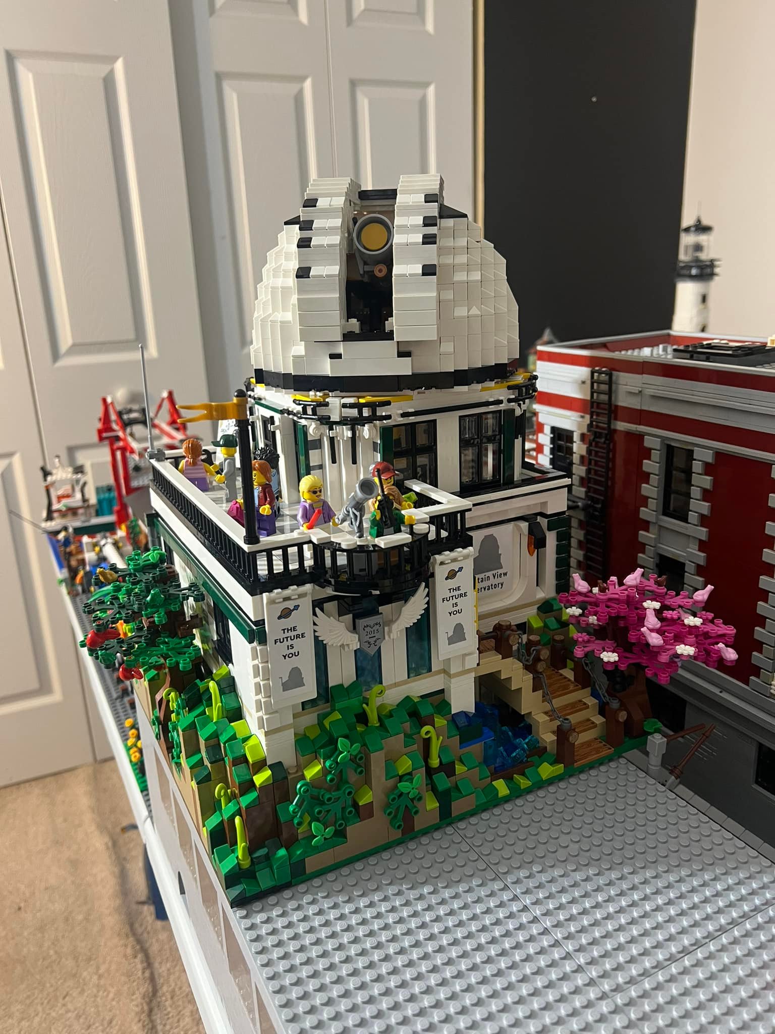 Mountain View Observatory Lego Set Review and Discussion