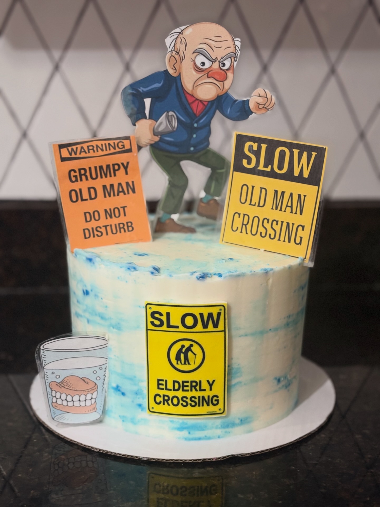 XOXO - A grumpy old man cake to celebrate a 71st birthday!! 👴🏻😤 It’s a ...
