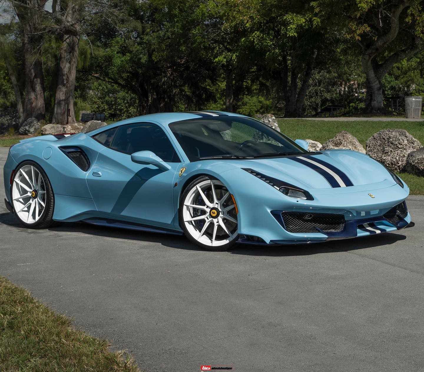 Unique Ferrari 488 Pista with Novitec suspension and NF10 wheels 