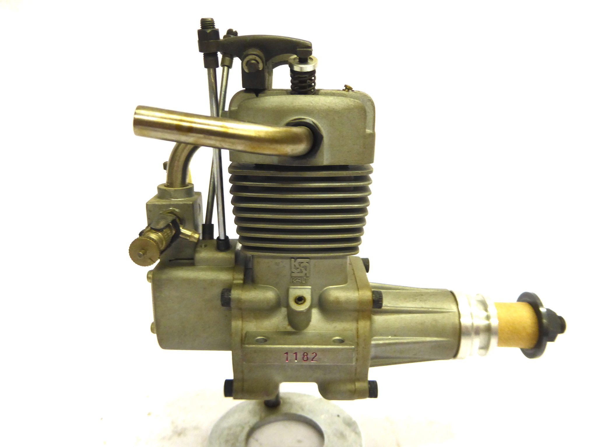 The Kalt 7,42cc FC-1 was made by the Kalt Sangyo Co. in Japan