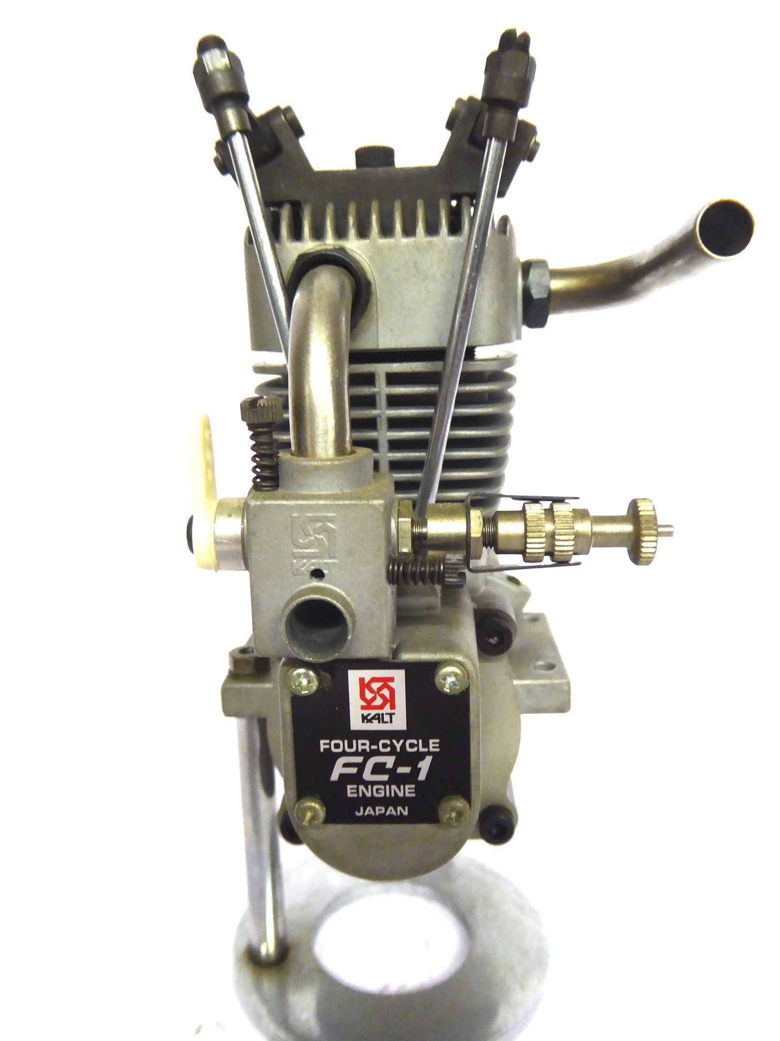 KALT FOUR-CYCLE ENGINE FC-1 ラジコン用エンジン The Kalt 7,42cc FC-1 was made by the Kalt Sangyo Co. in Japan