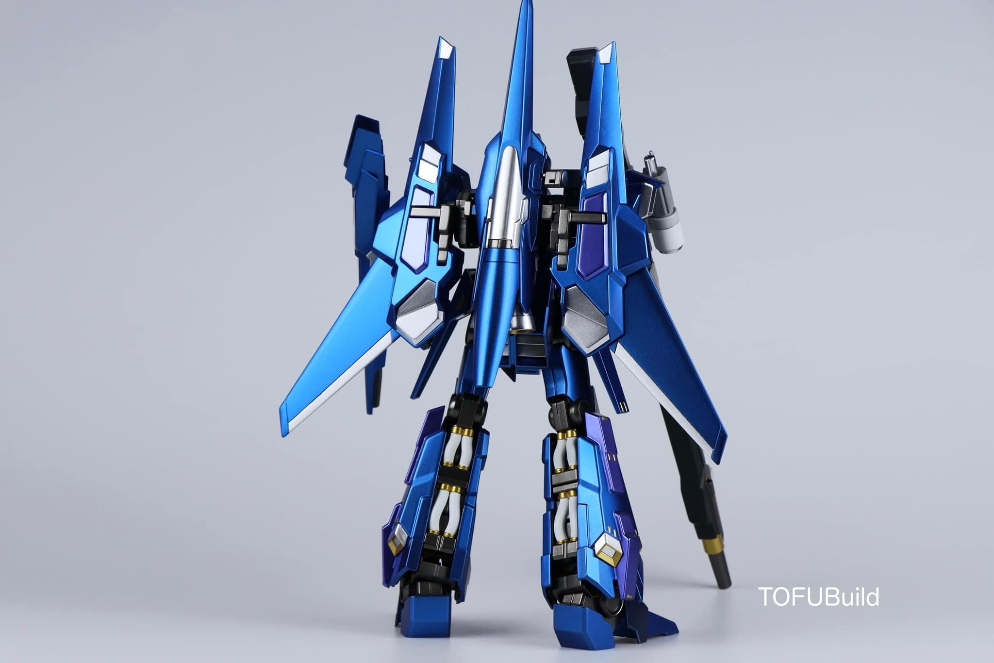 Finally finished my HG RGZ-95-c REZEL (commander type)!