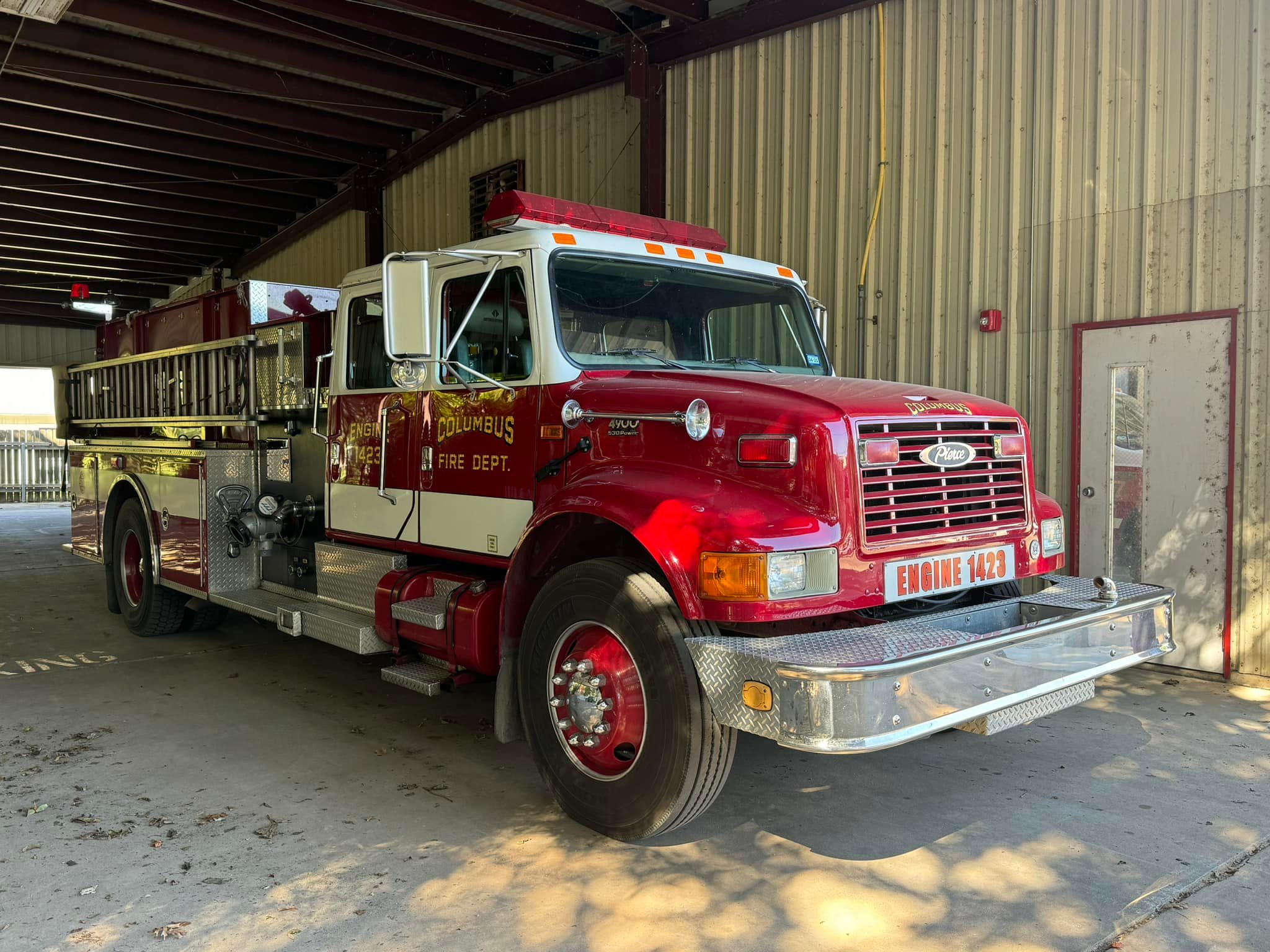 Columbus fire dept retires 2000 Pierce Contender fire engine