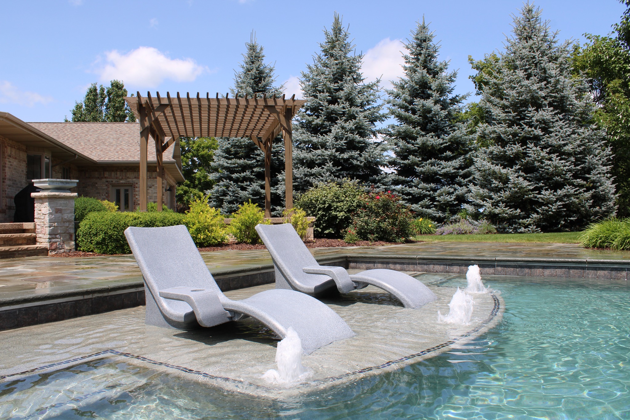 Johnny's - 💦🏊🏻‍♂️⛱ DISFRUTA CON PAPÁ EN SU PISCINA Y CON LAS OFERTAS ...