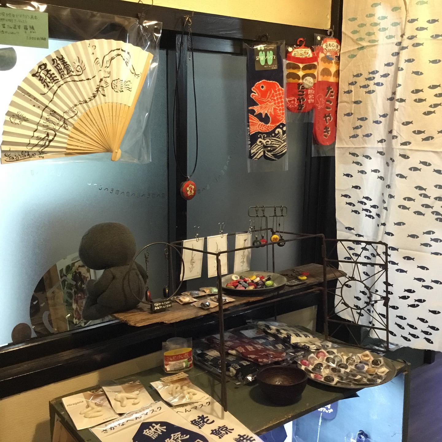 凸凹ことのは舎 - もじとあそぶ雑貨店 凸凹ことのは舎オープンしました〜。 #魚 #魚偏 #海の生き物シリーズ...
