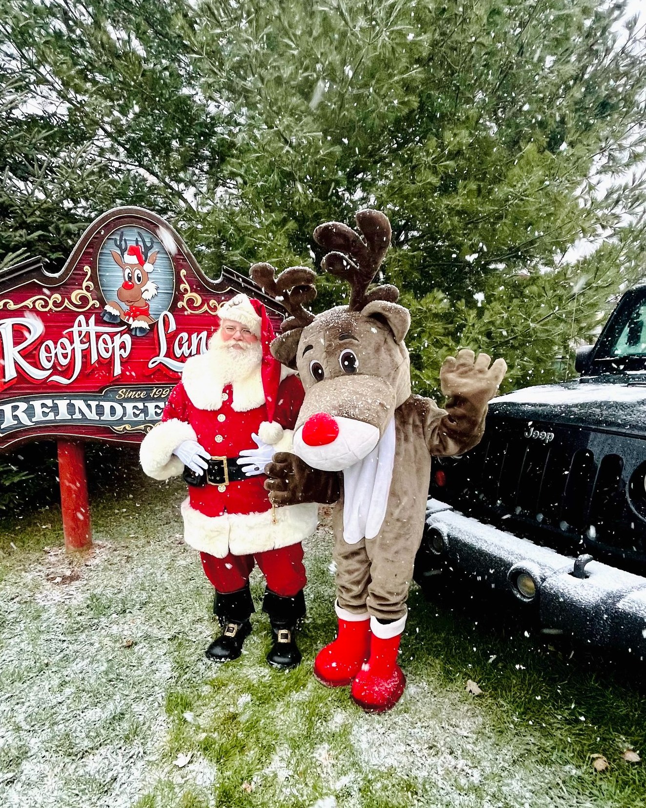 🚙 Jeep Day is THIS... - Rooftop Landing Reindeer Farm | Facebook