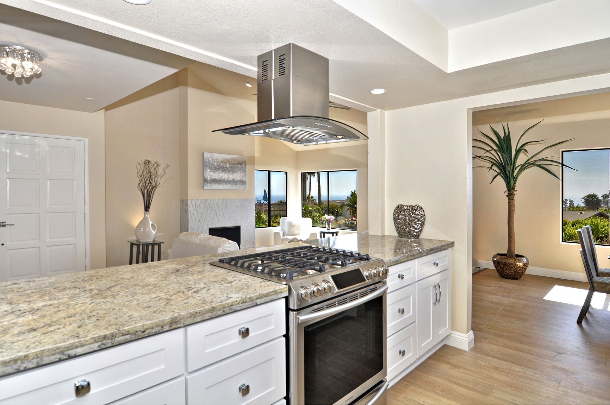 Kathryn Gale "Theatrical" Real Estate Productions - DRE #01404553 ...