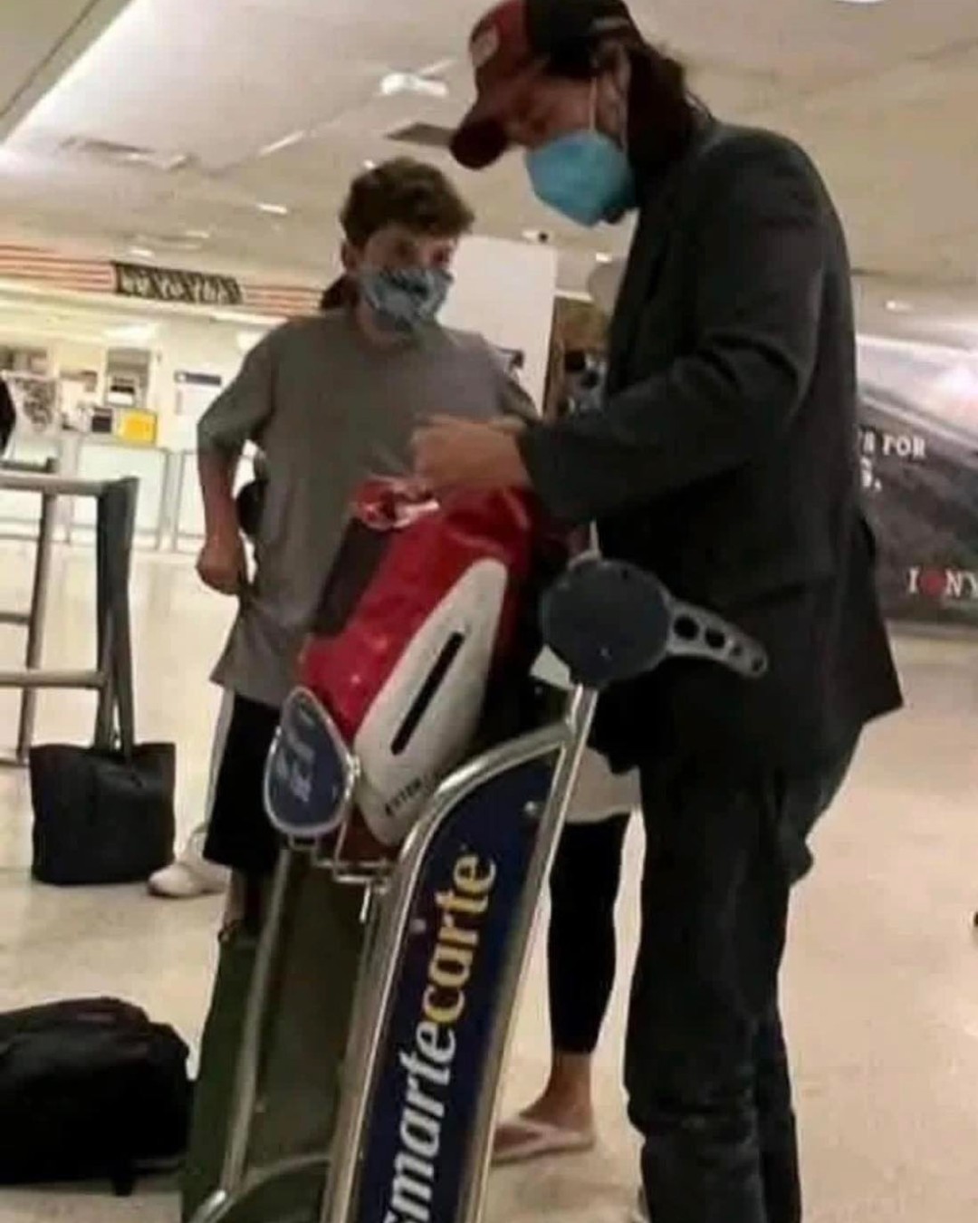 Kindness - Keanu Reeves was spotted on a flight from London to New York ...