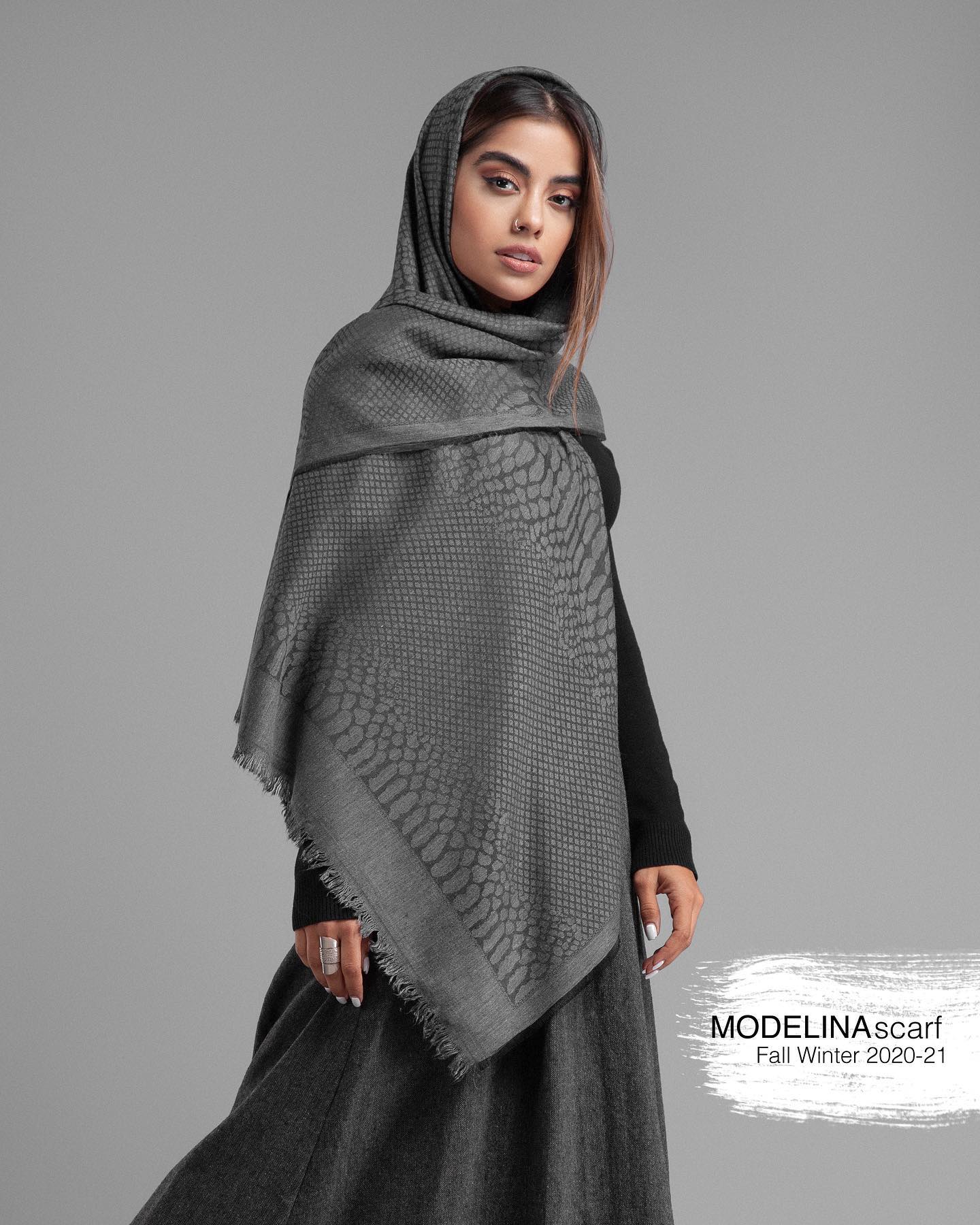 🍂روسرى نخى ژاكارد 🍂... - Scarf&shawlشال و روسرى مدلينا | Facebook