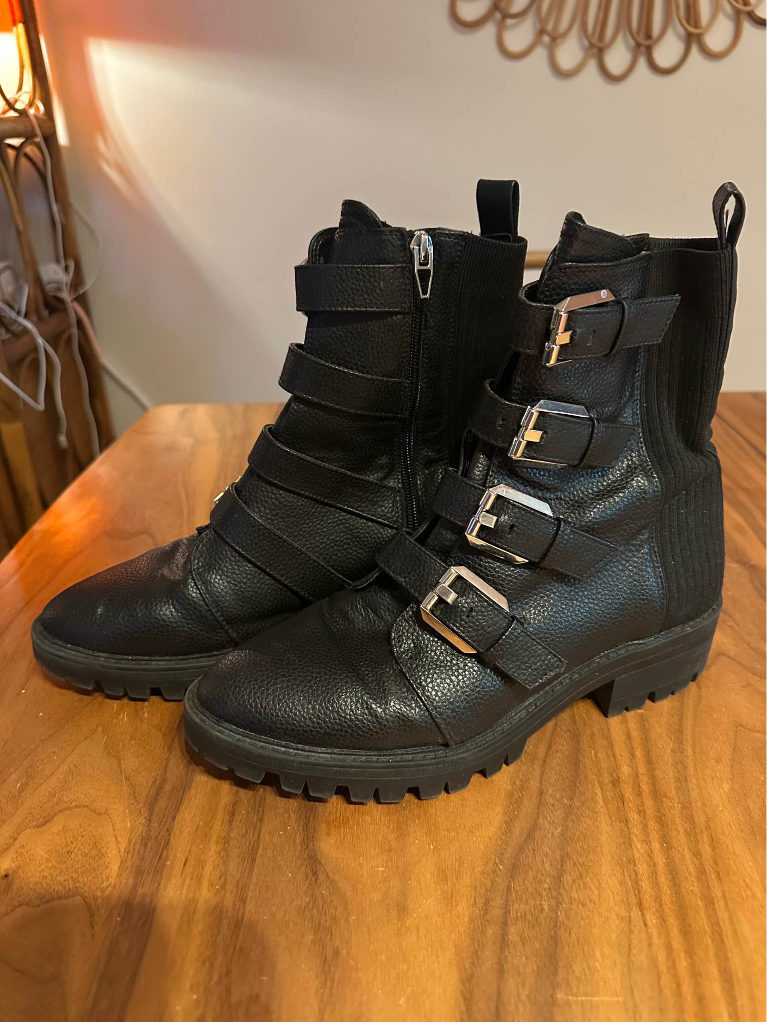 Design lab boots size 9 with zipper - Boots - Toronto, Ontario ...
