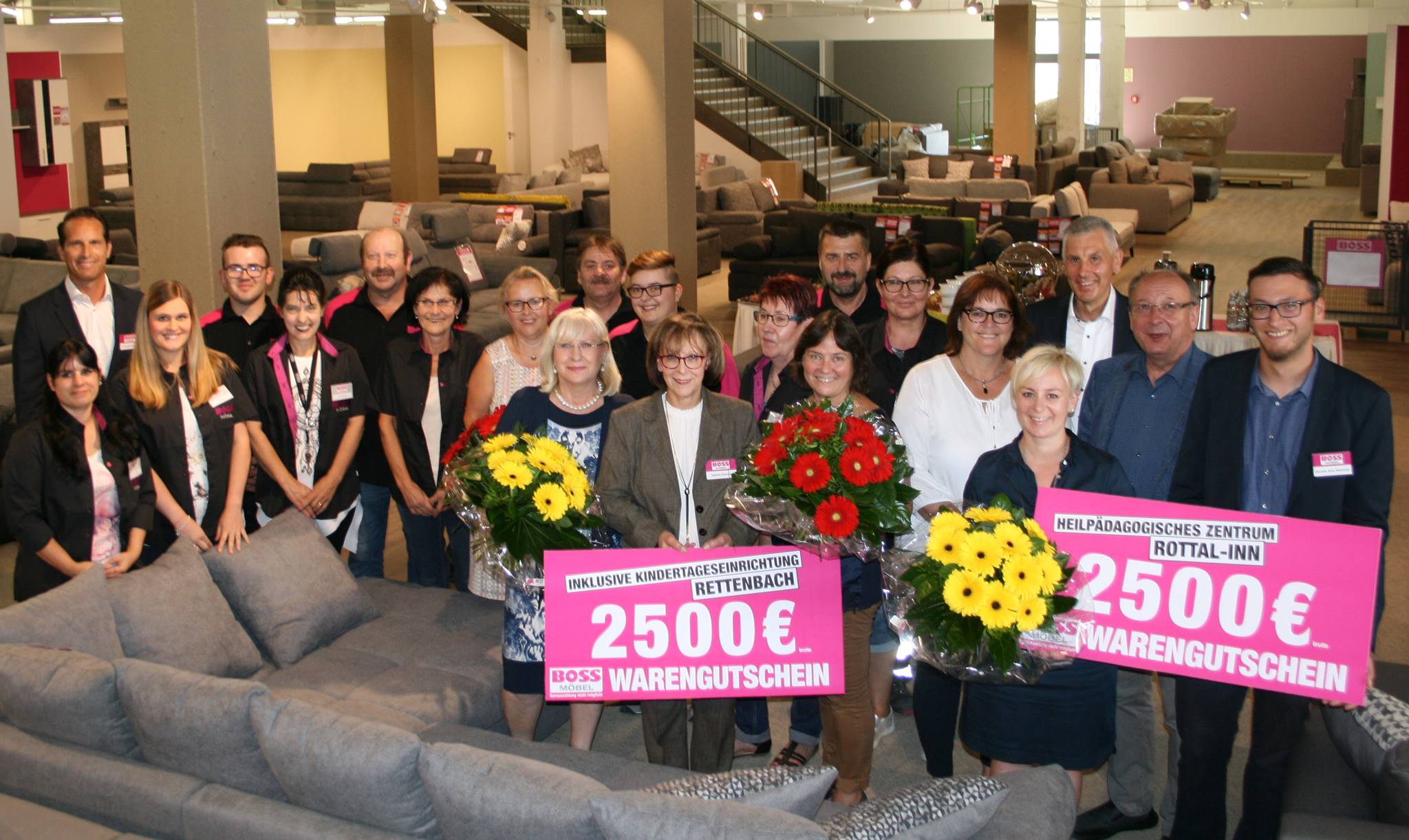 NEWS+++NEWS+++NEWS+++ Am 30. Juli eröffnen wir drei neue Filialen: in Deggendorf, Eggenfelden und Osnabrück. Gestern fanden die Pressekonferenzen statt, bei denen wir