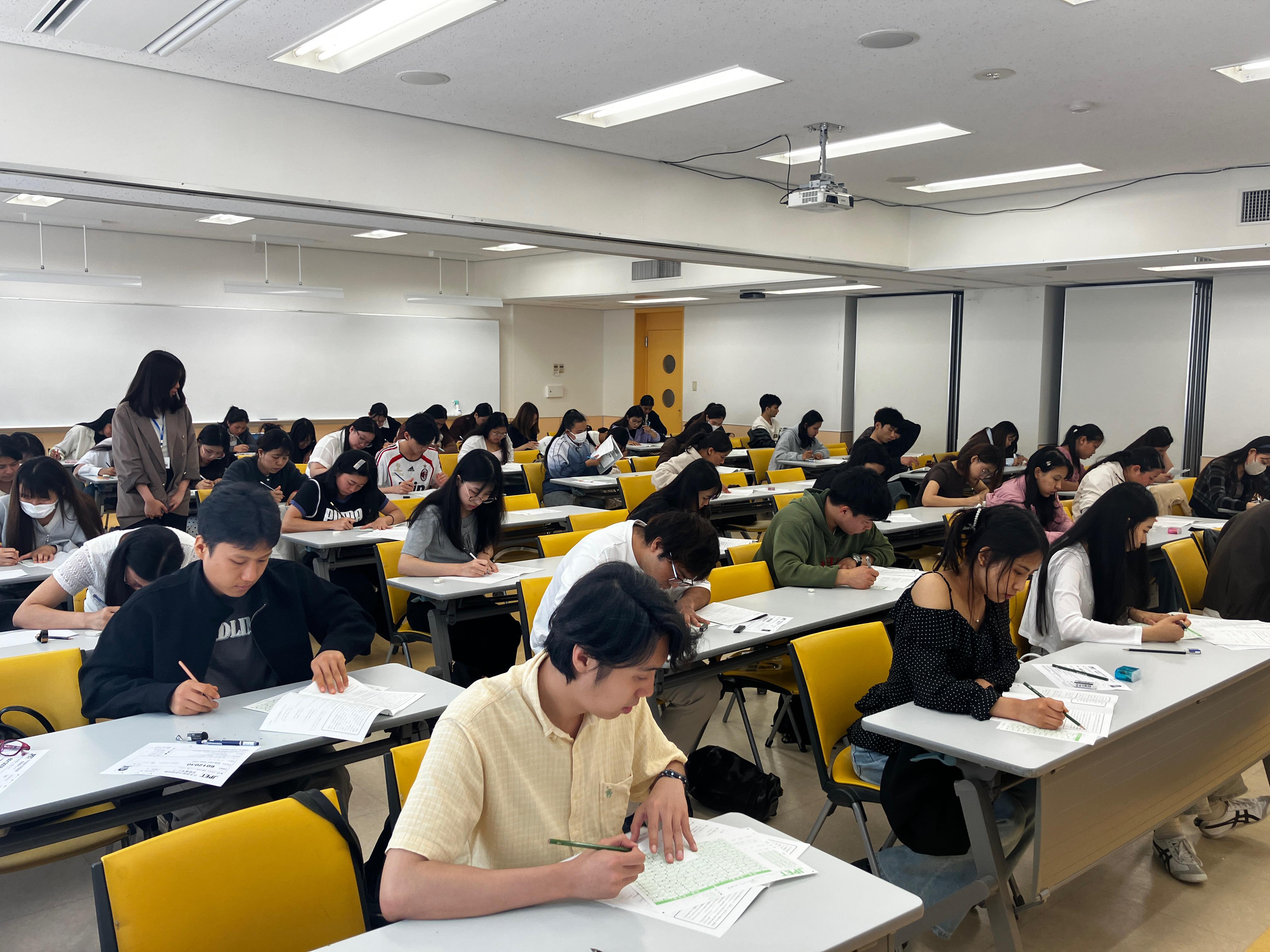 駿台観光＆ホテルブライダルビジネスカレッジ（留学生コース）