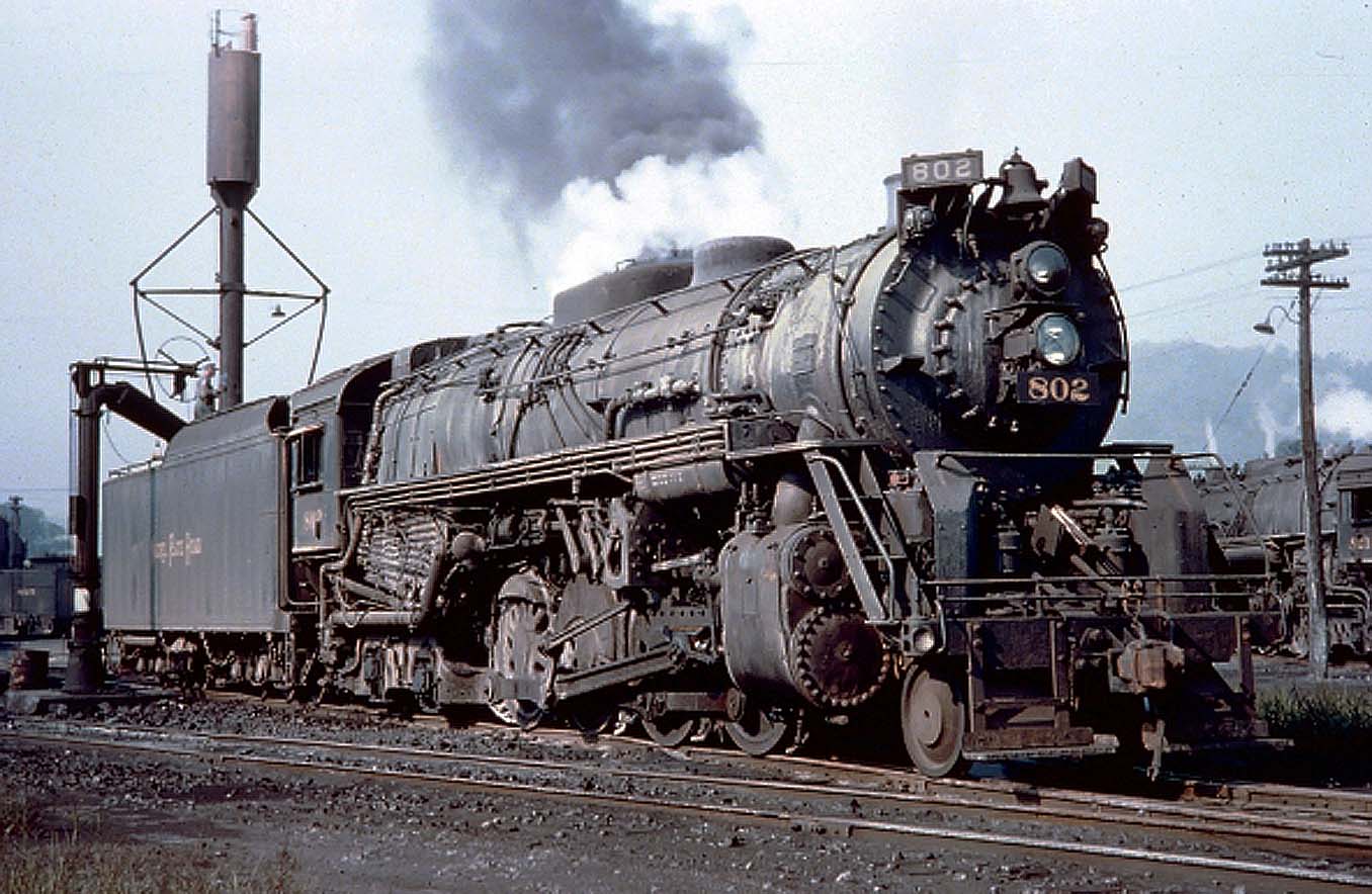 Walthers 2-8-4 Berkshire locomotive review